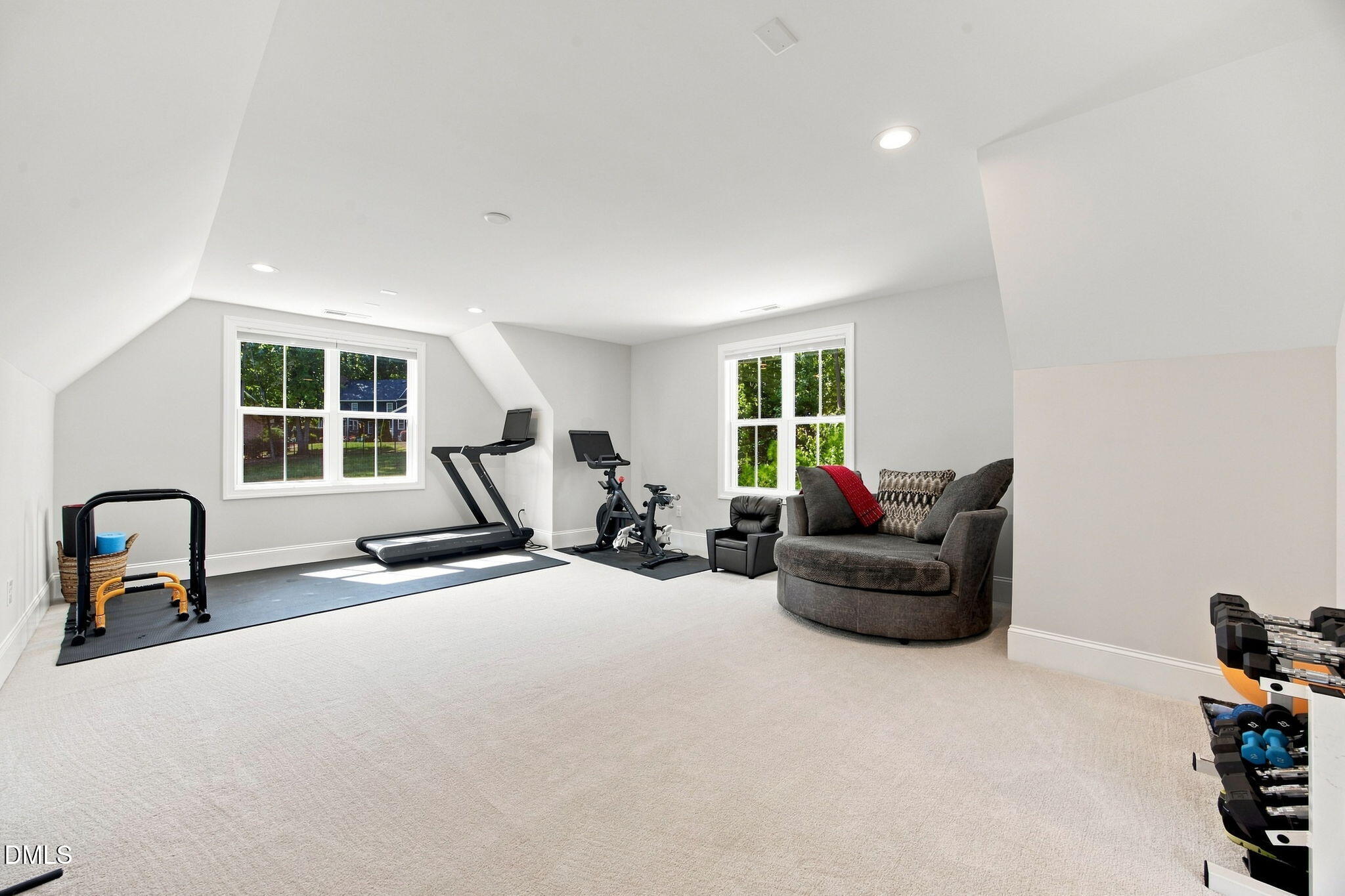 main property photo 76