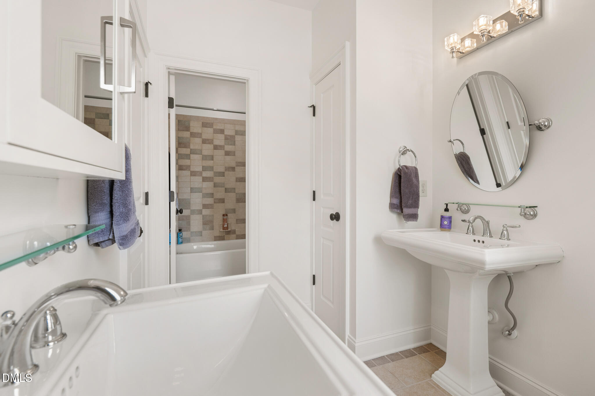 main property photo 59