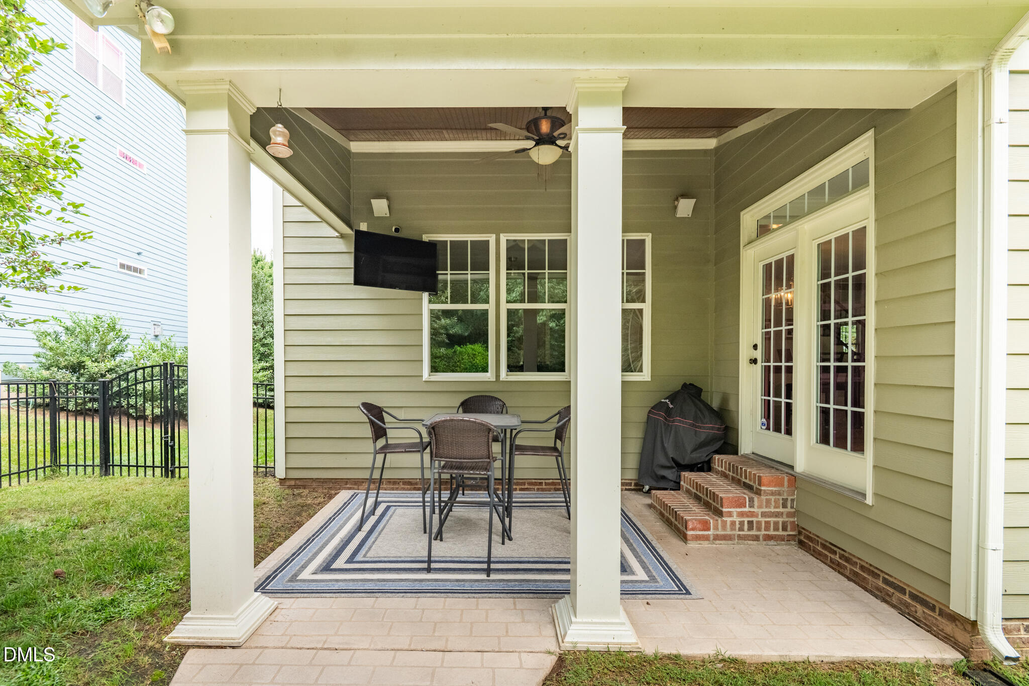 main property photo 67