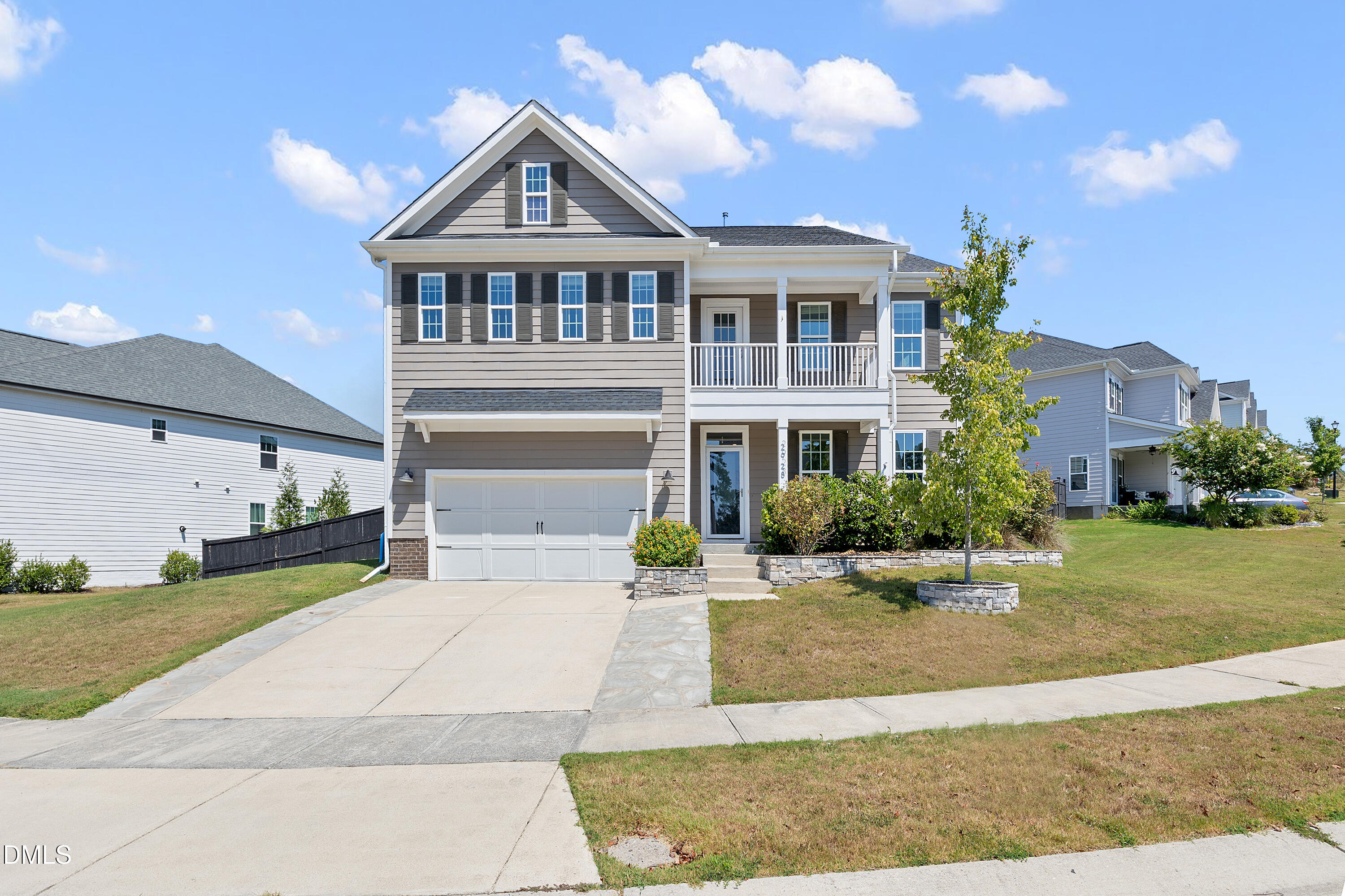 main property photo 9