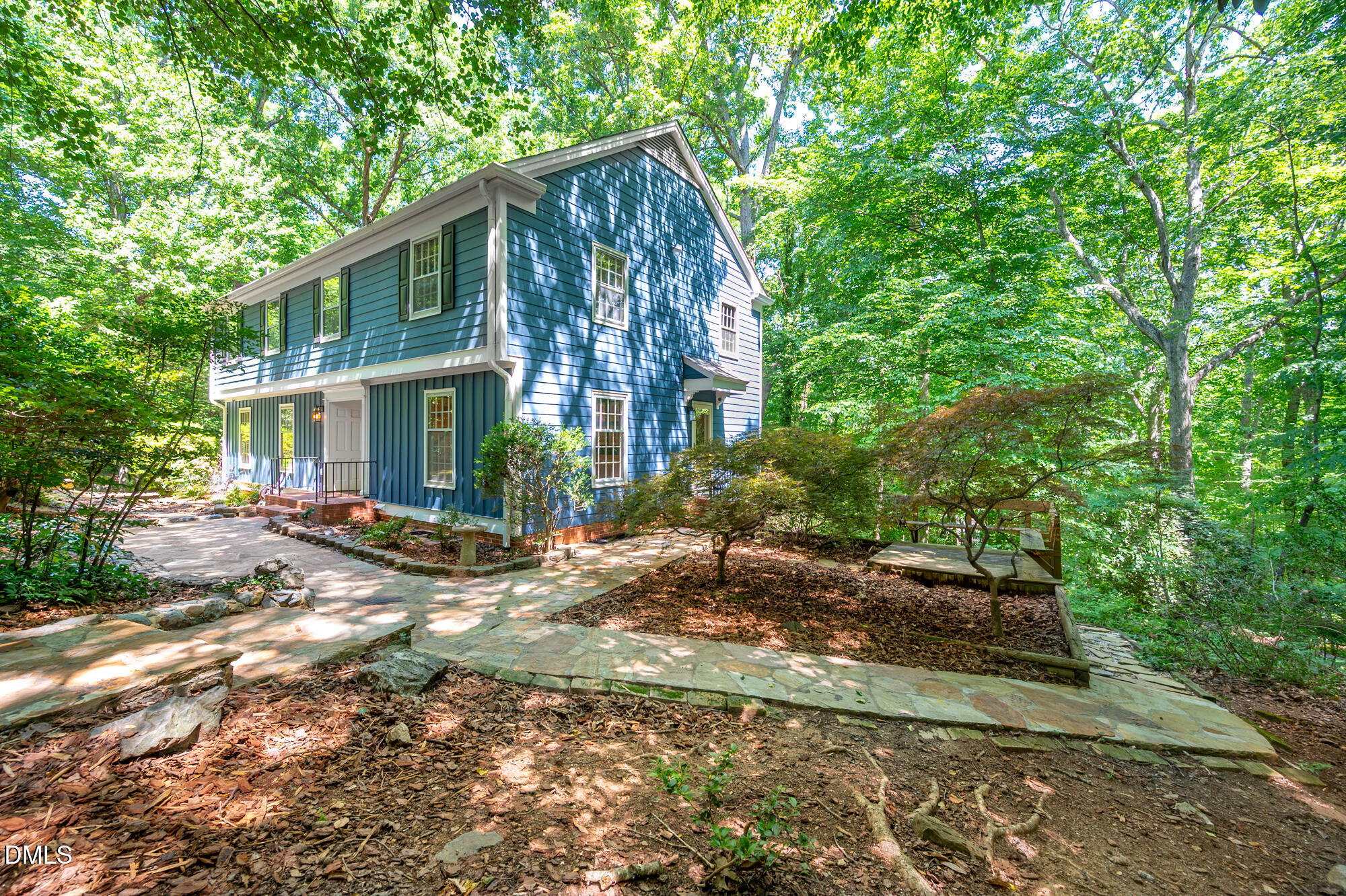 main property photo 32