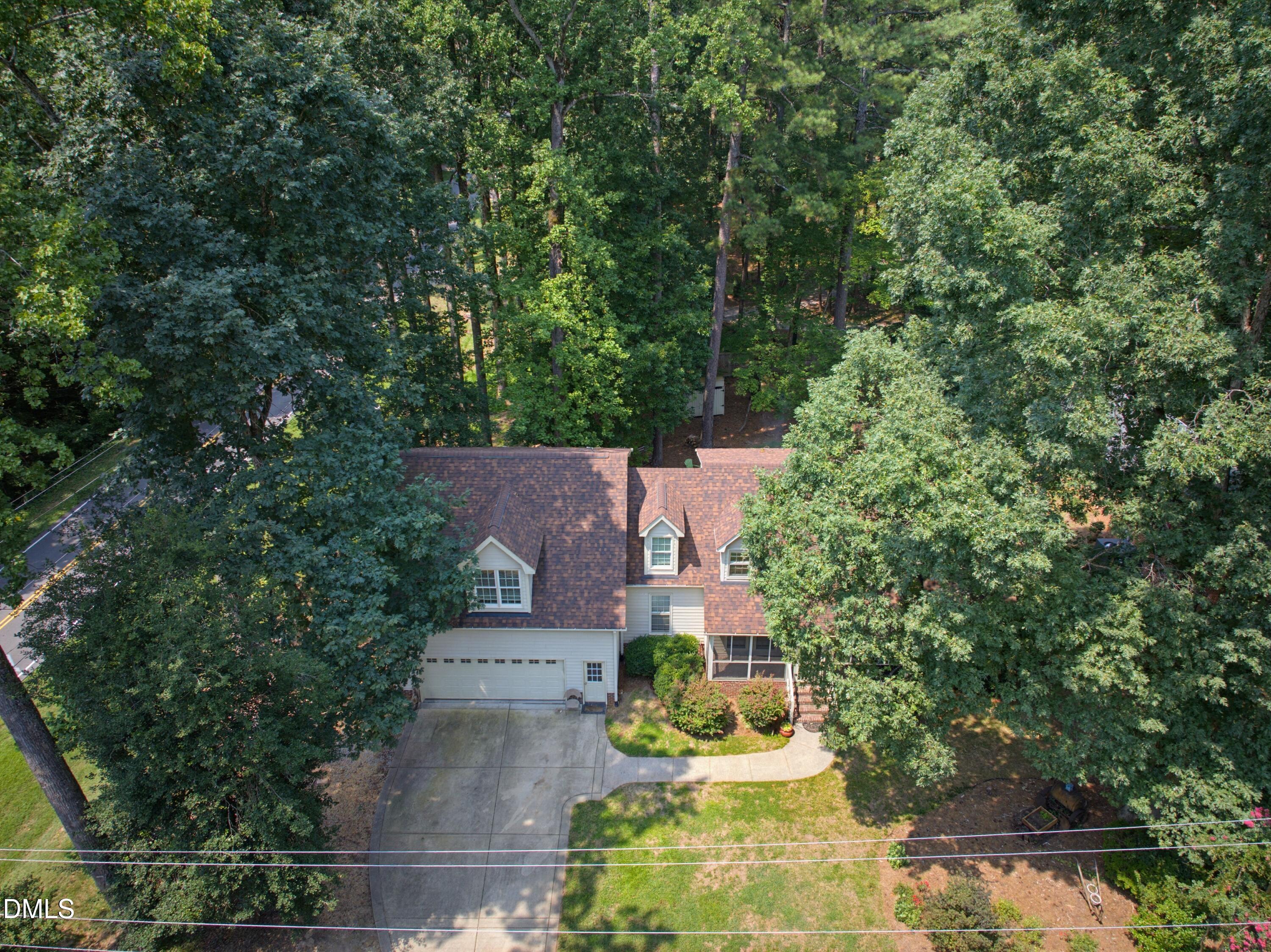 main property photo 17
