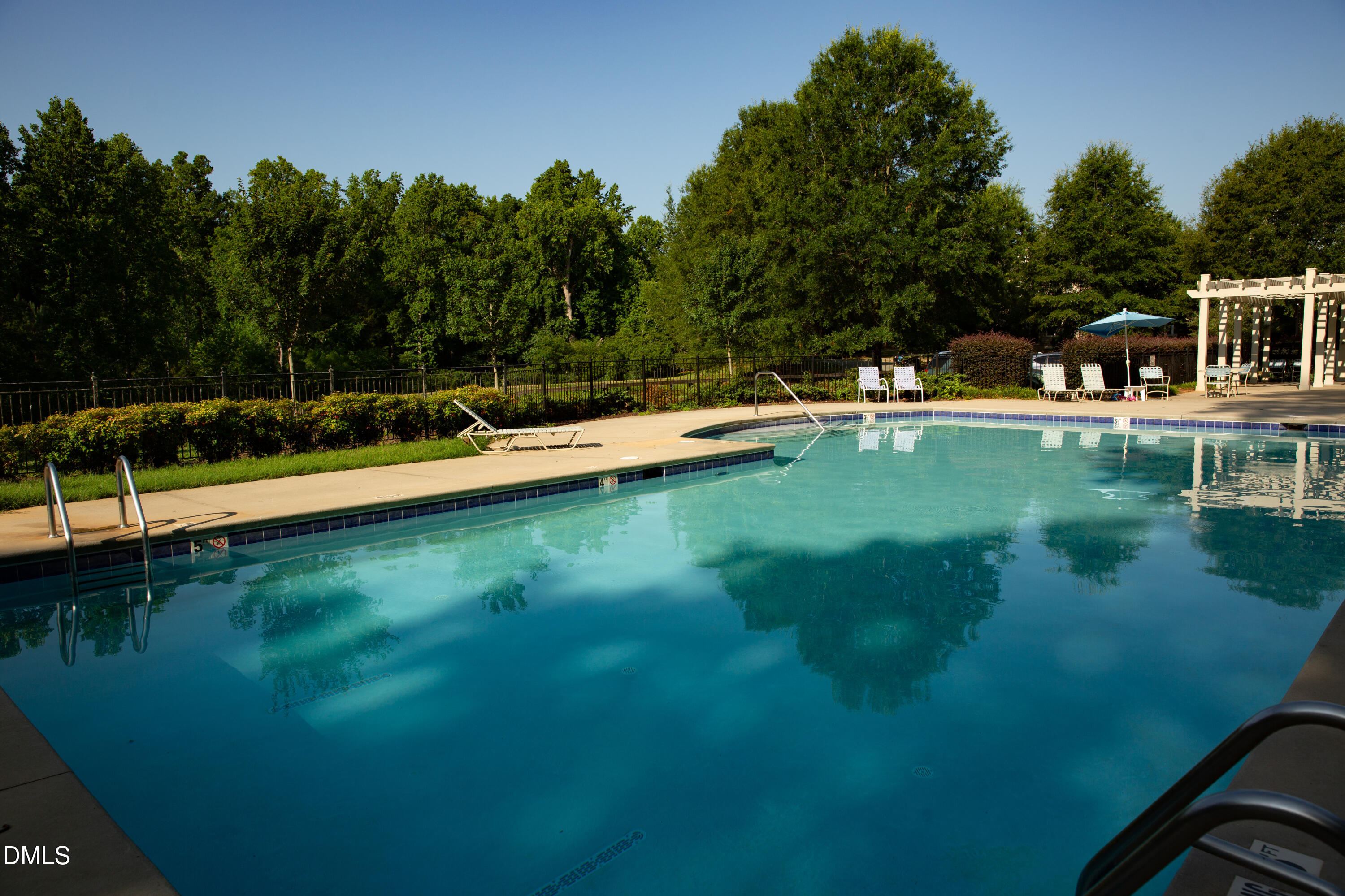 main property photo 47