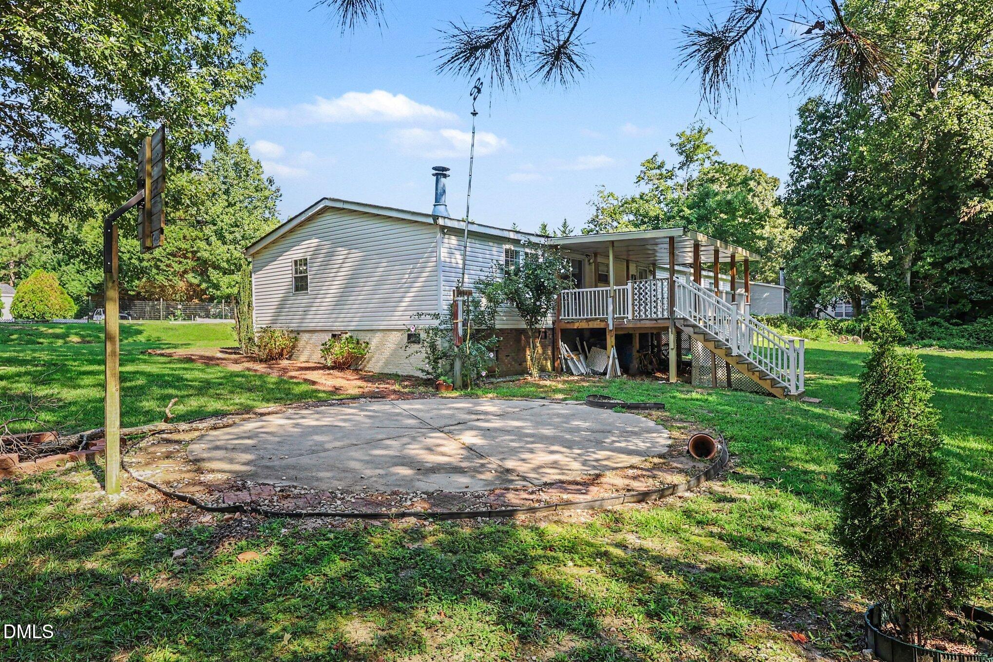 main property photo 23