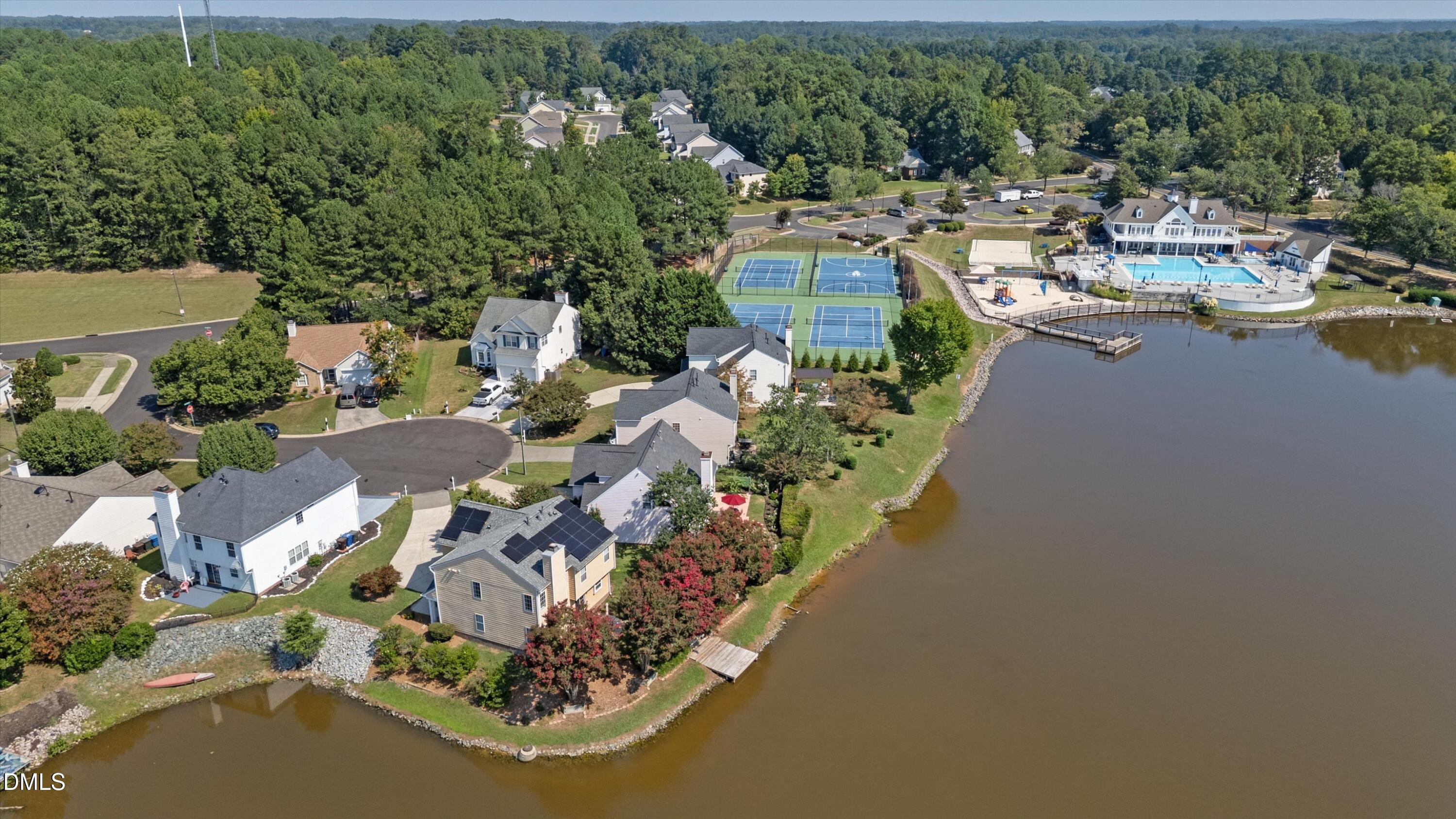 main property photo 31