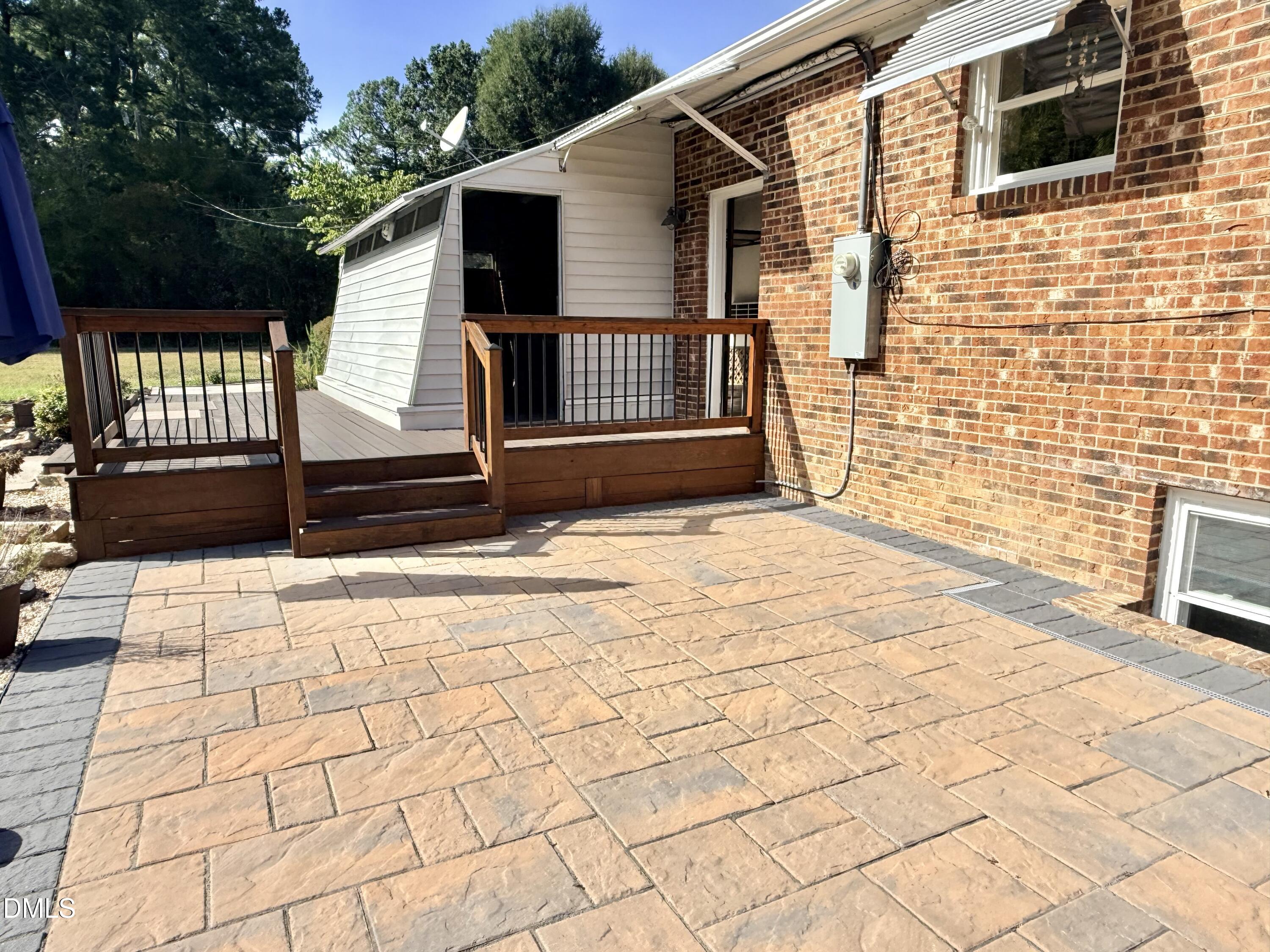 main property photo 47