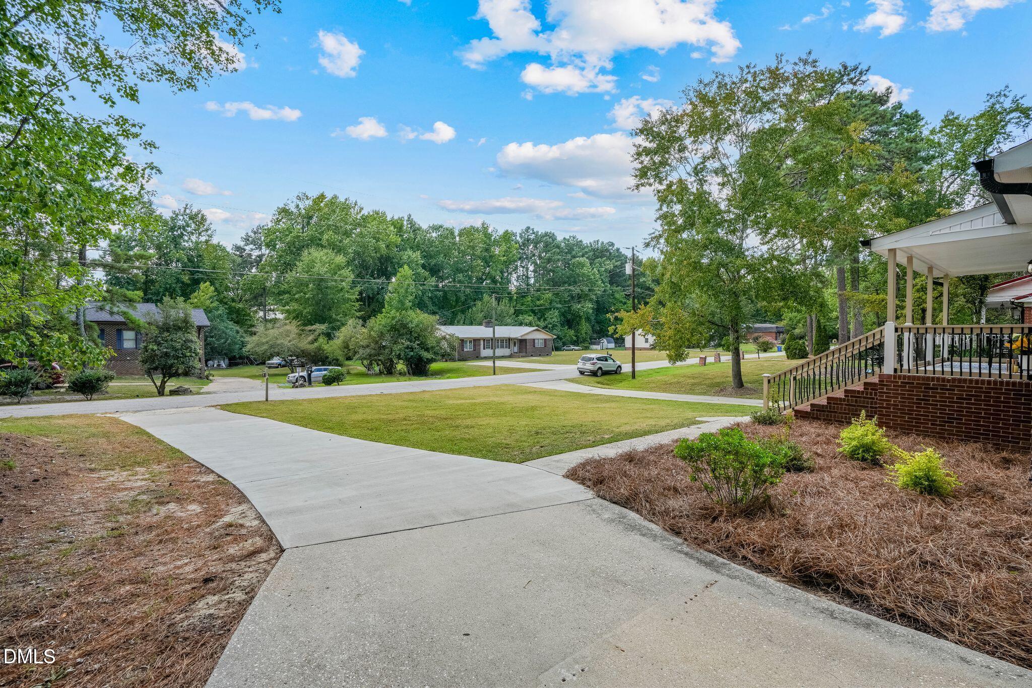 main property photo 41