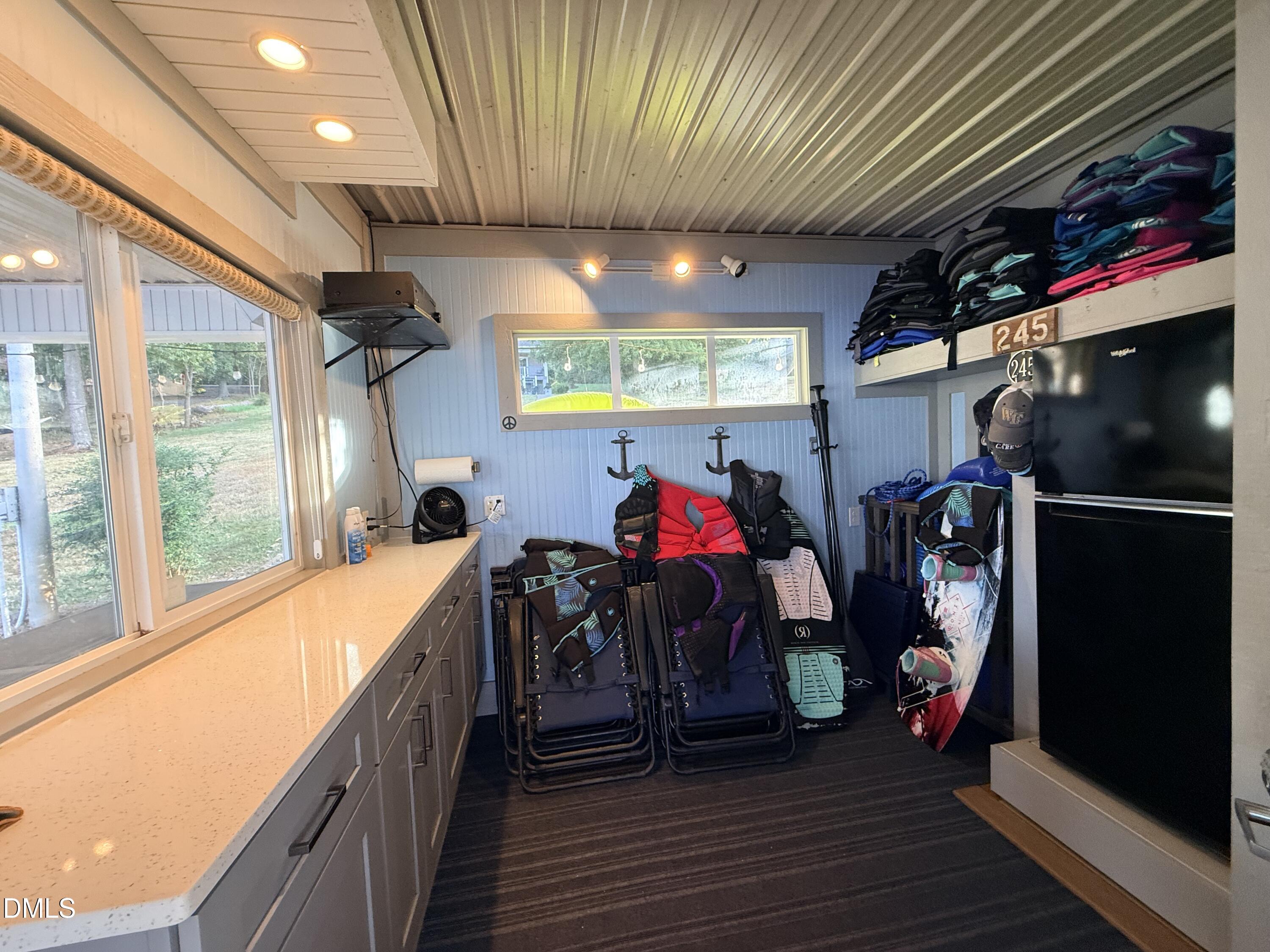 main property photo 73
