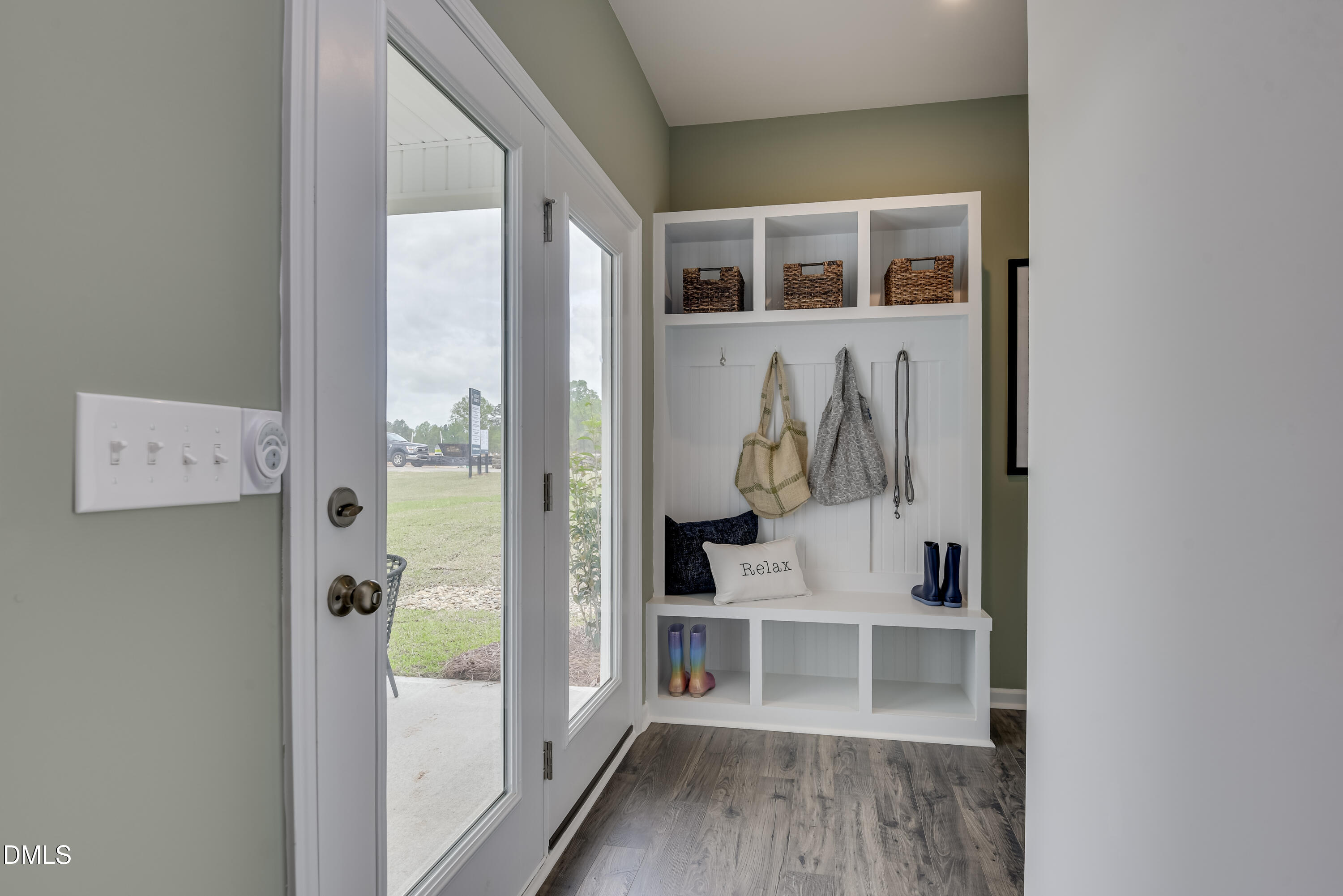 main property photo 35
