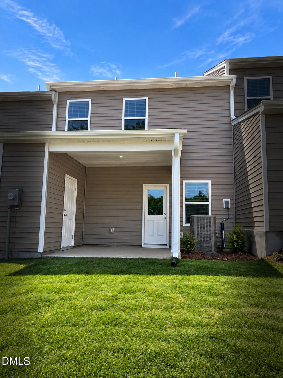 main property photo 27