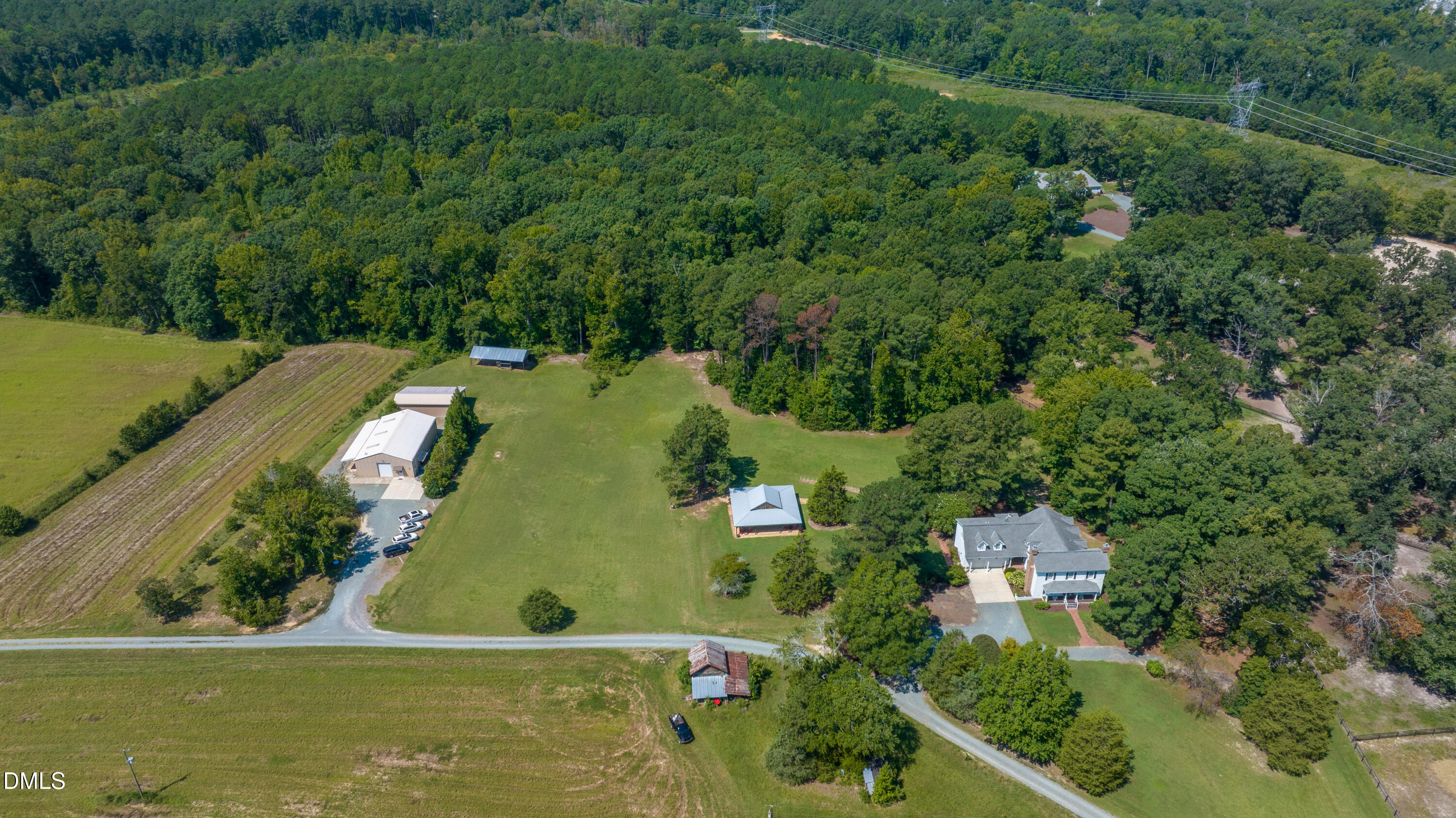 main property photo 2