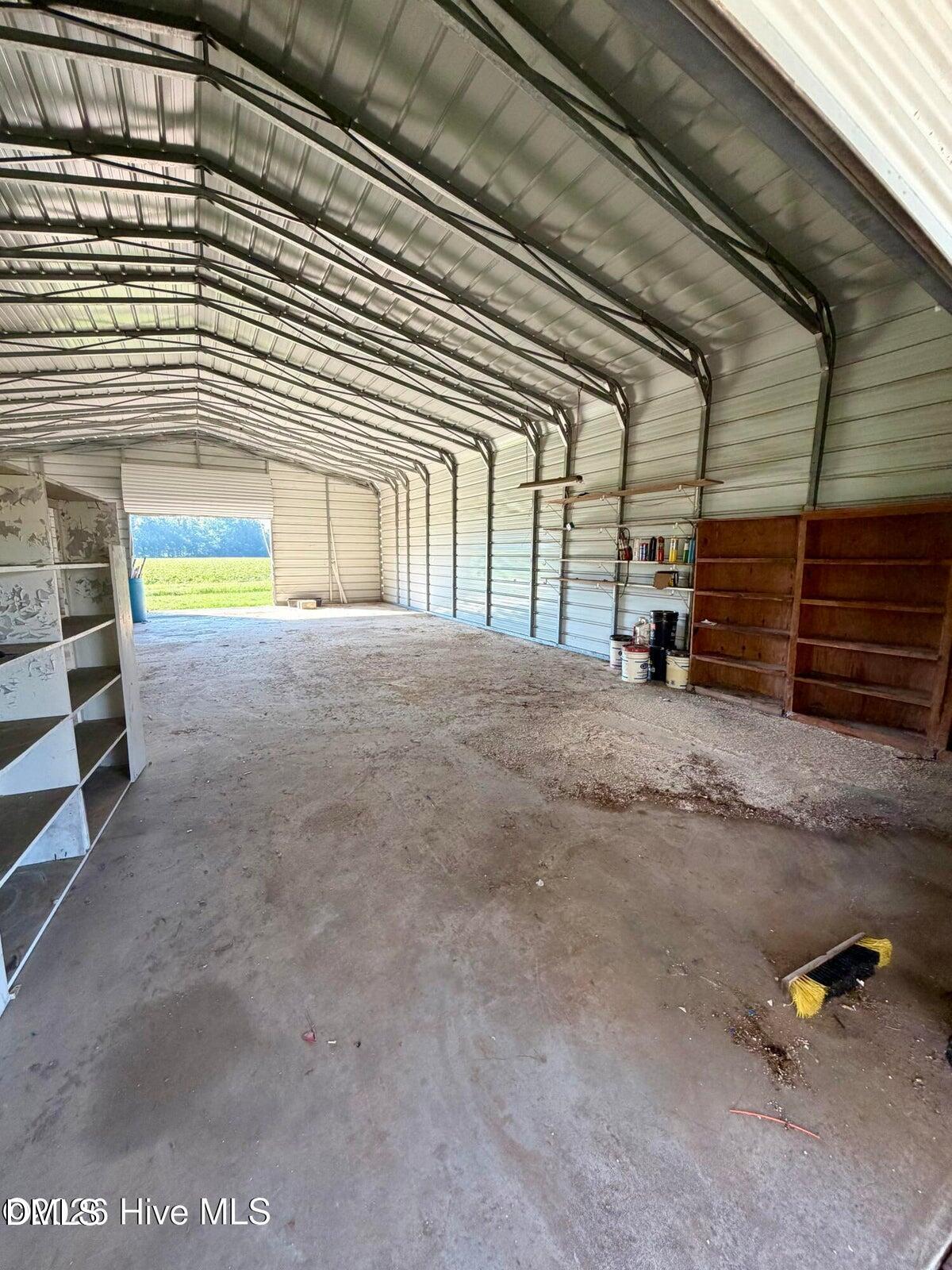 main property photo 19