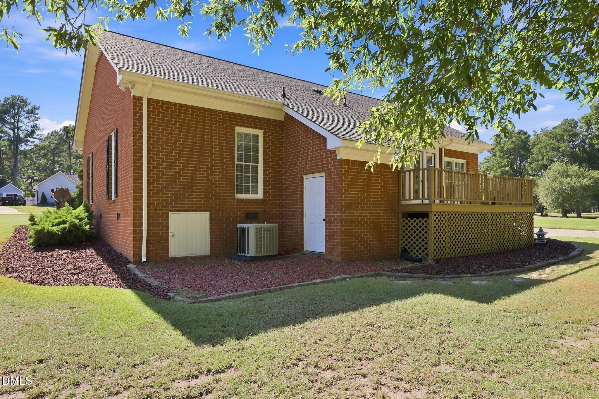 main property photo 44