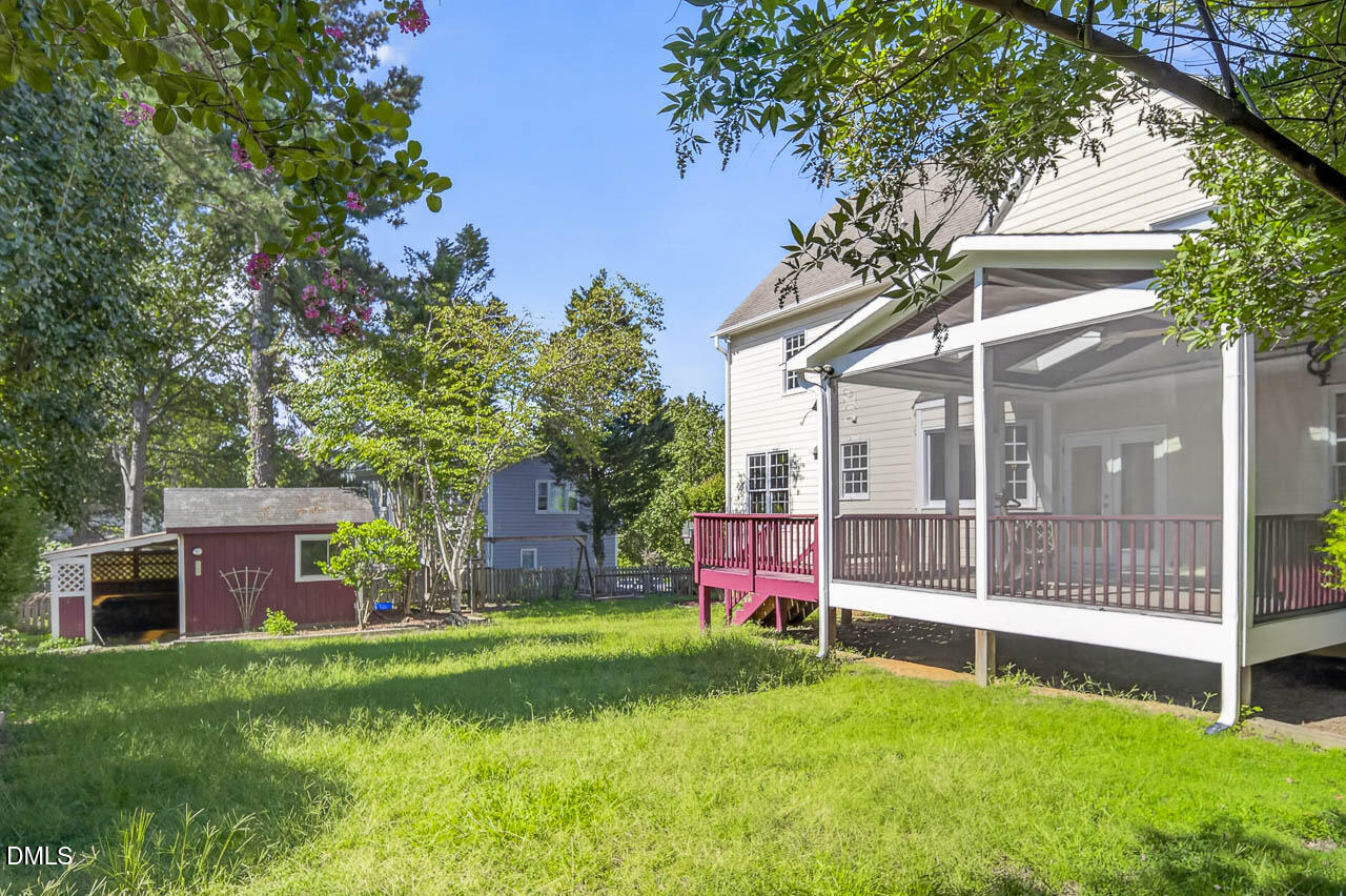 main property photo 40