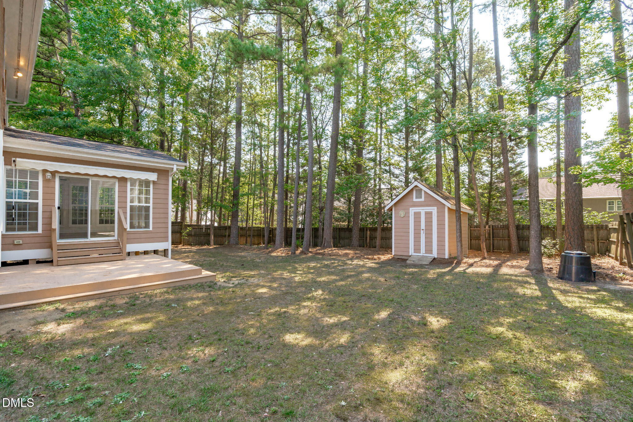 main property photo 8
