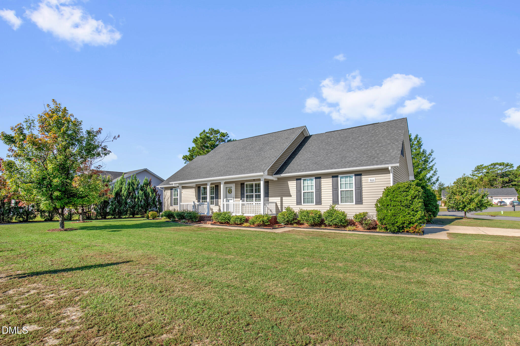 main property photo 2