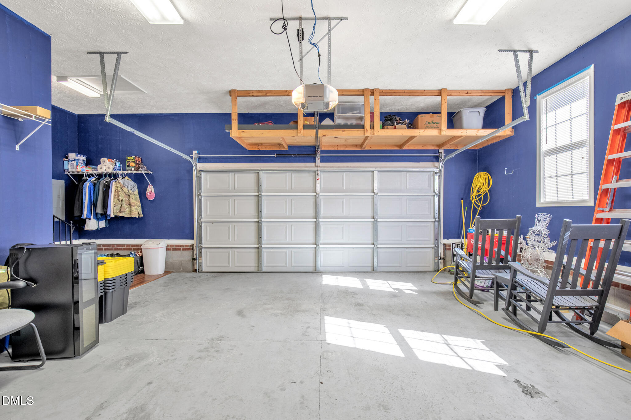 main property photo 34