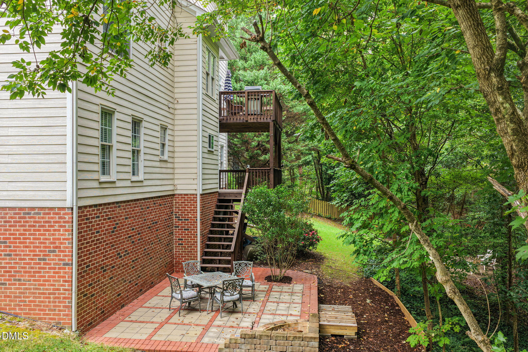 main property photo 35