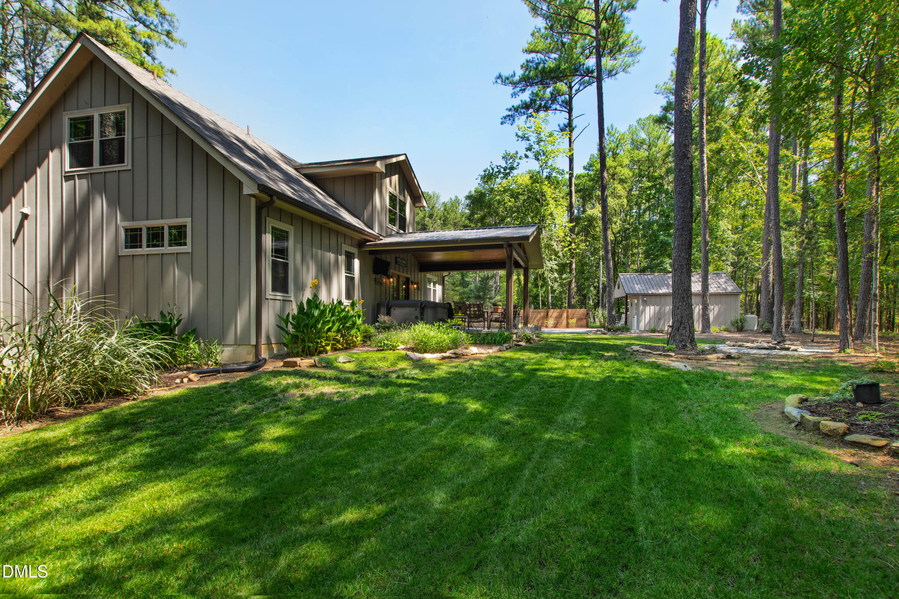 main property photo 36
