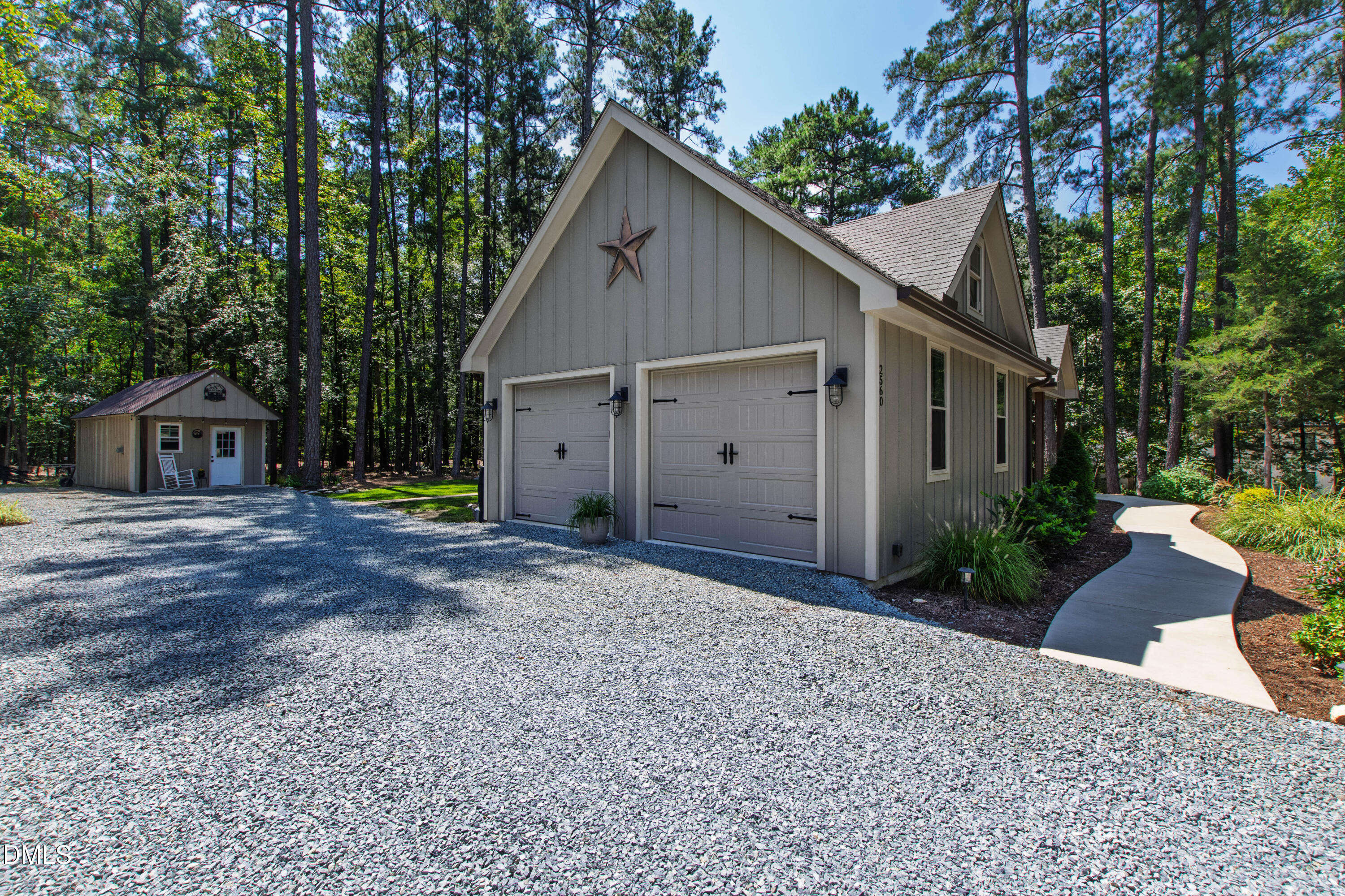 main property photo 41