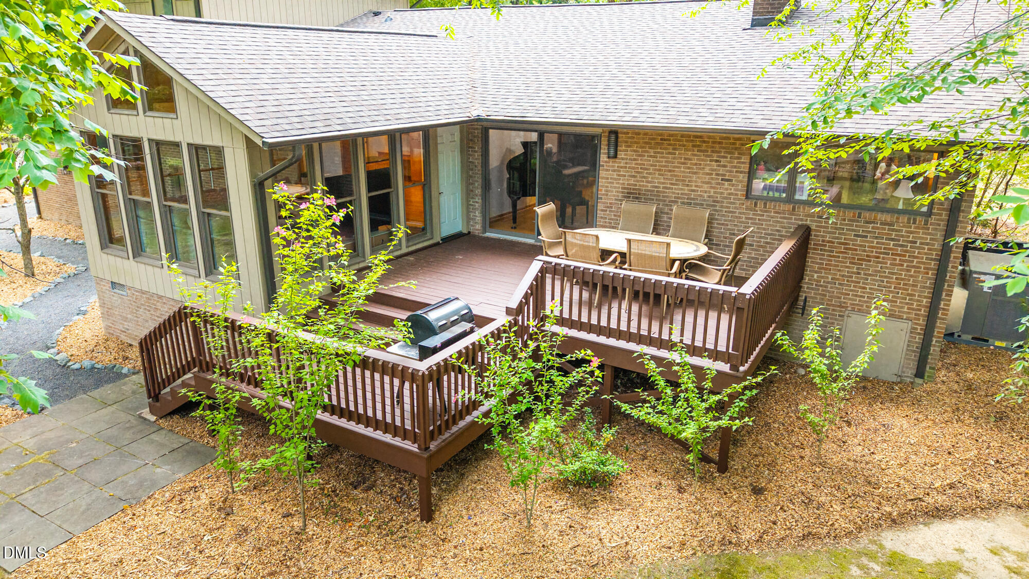 main property photo 54