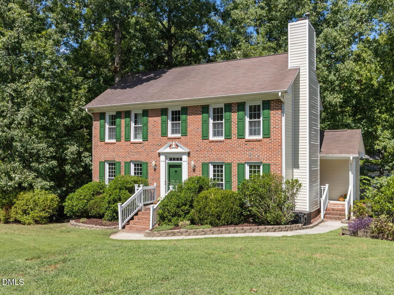 main property photo 7