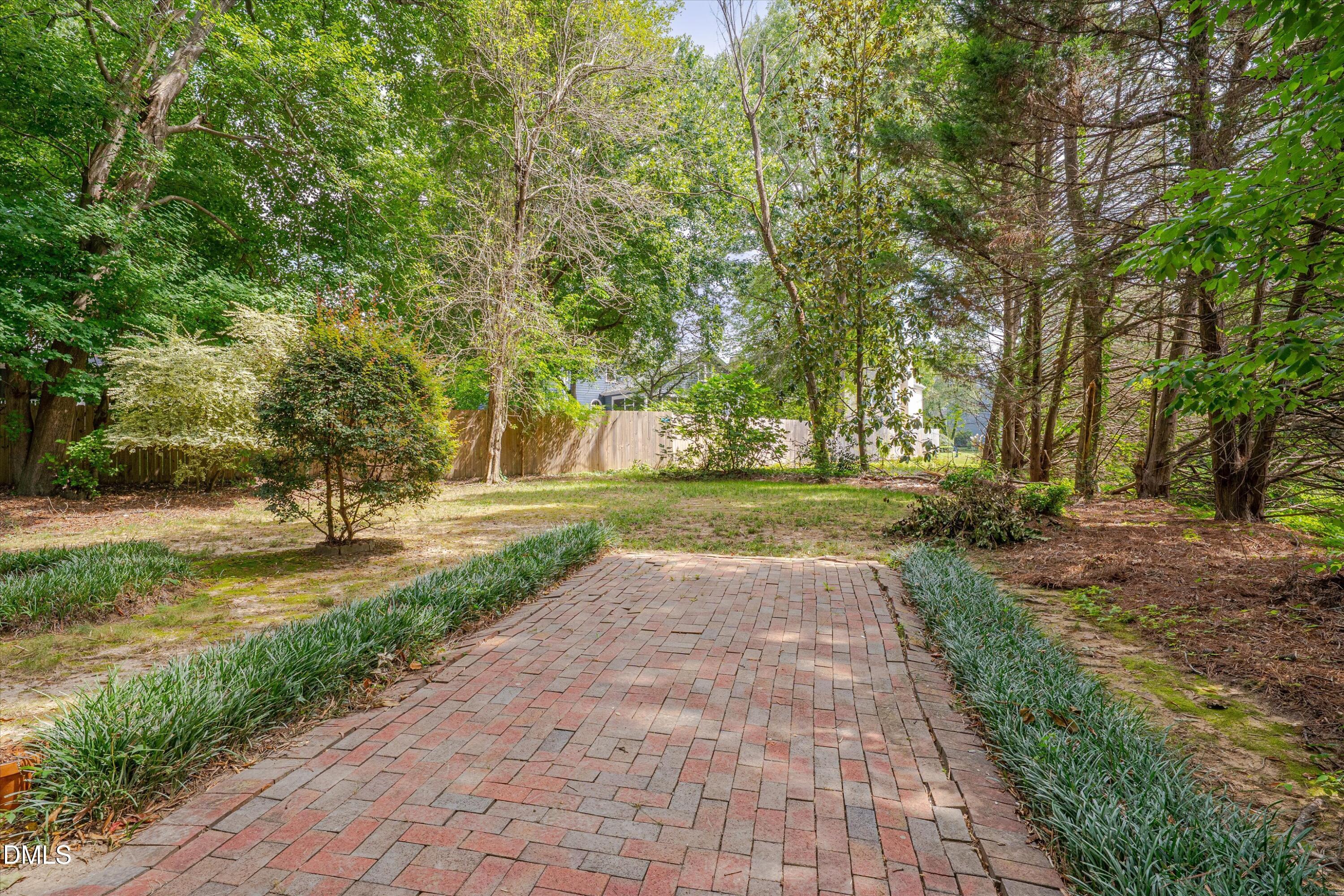 main property photo 47