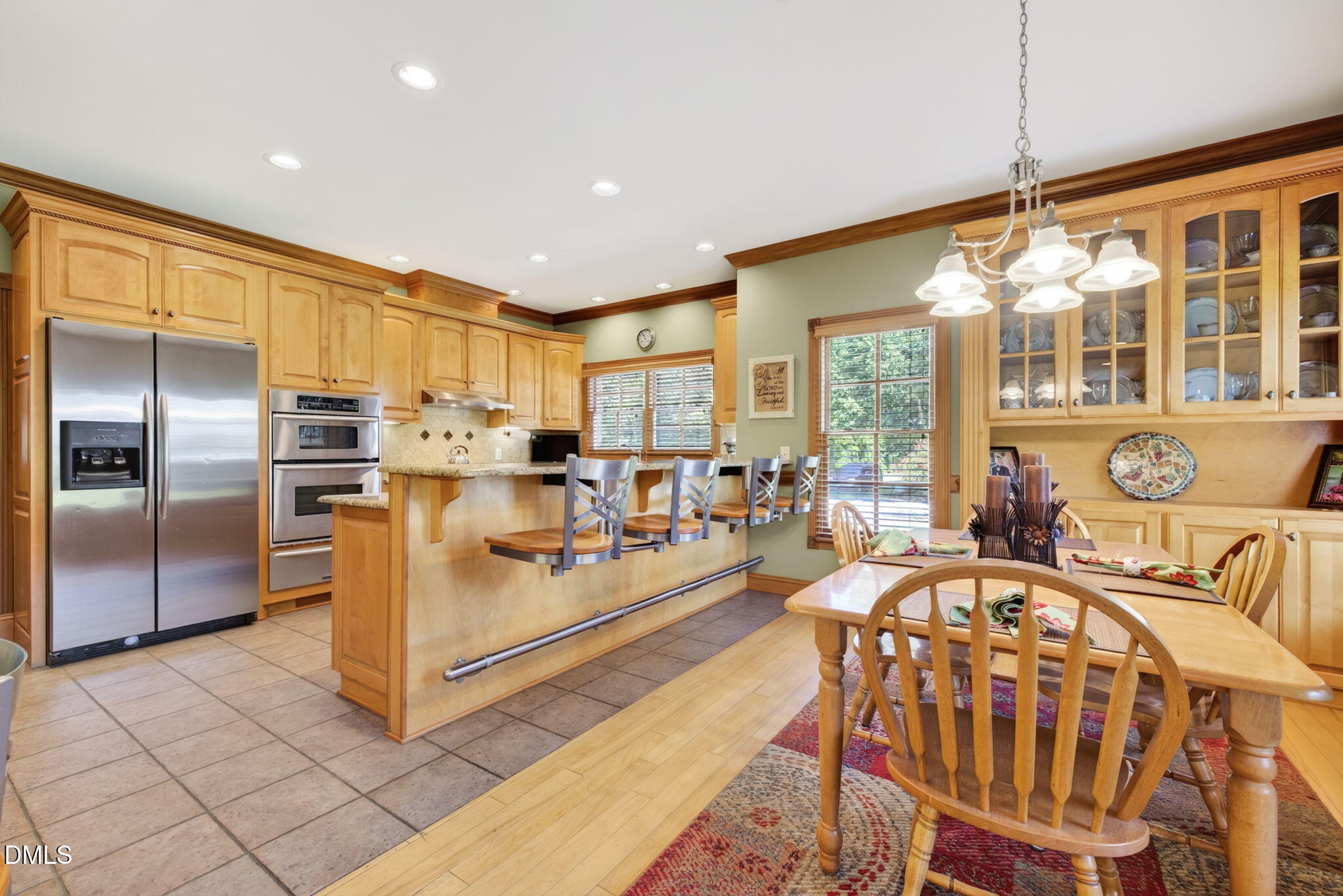 main property photo 45