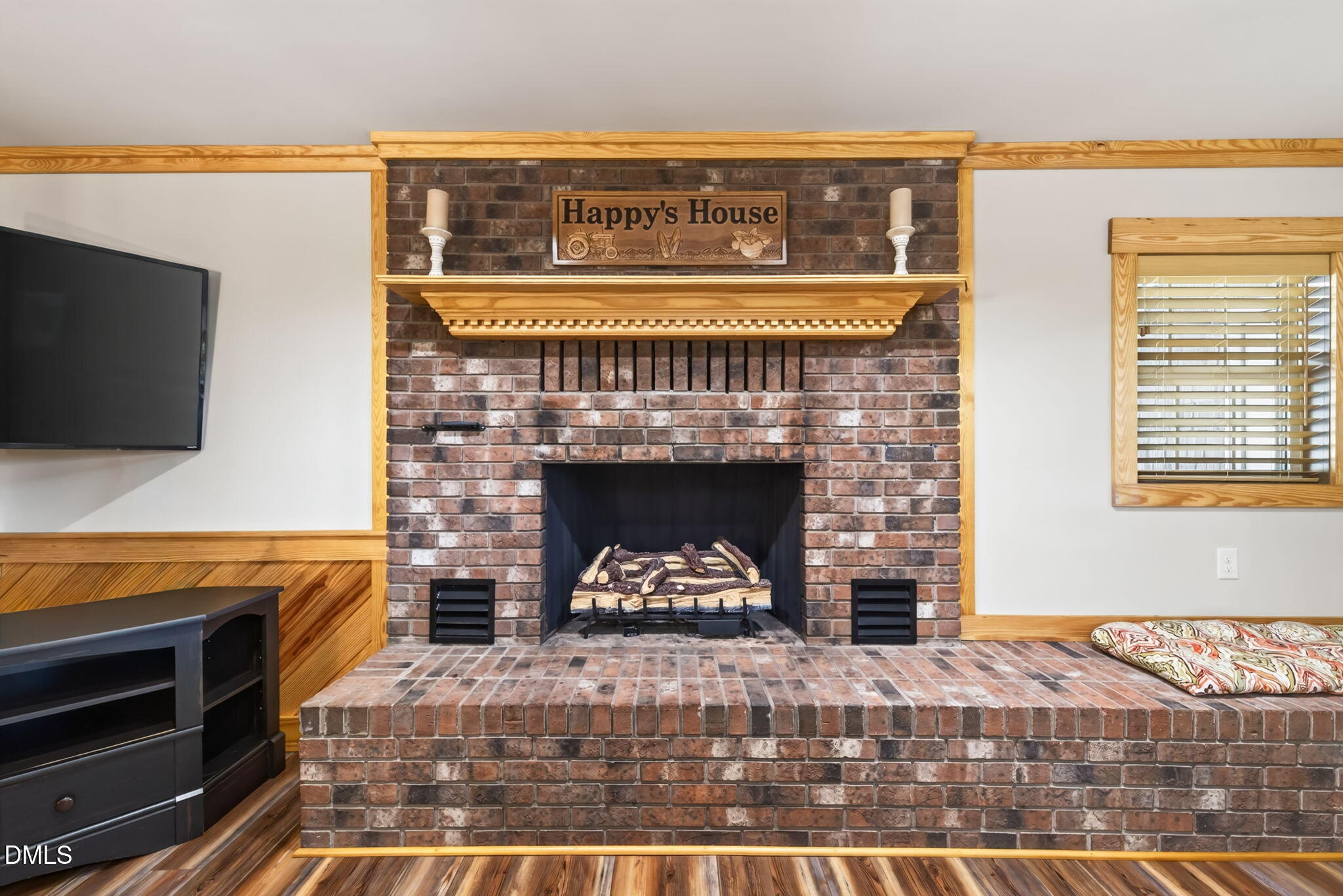 main property photo 70