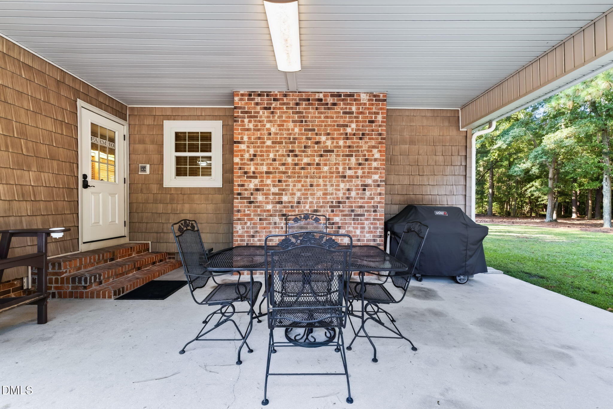 main property photo 74