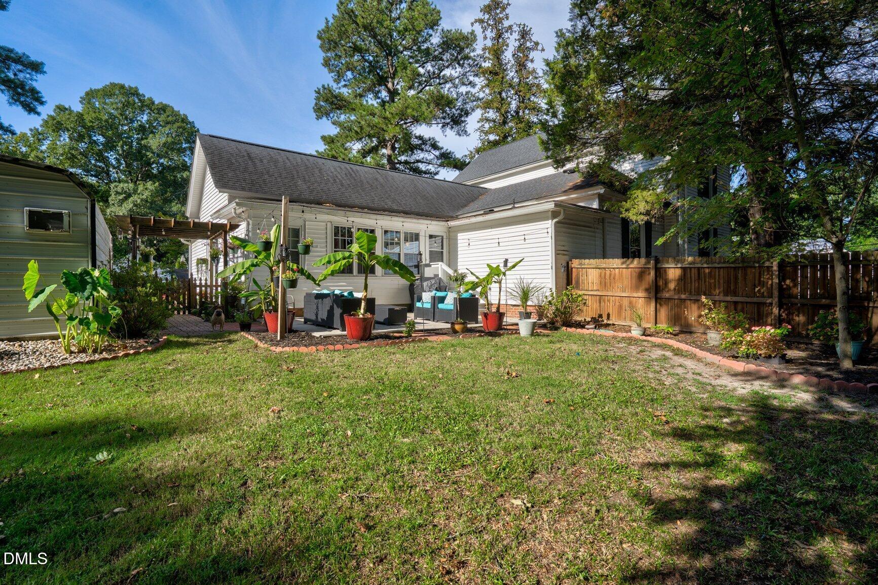 main property photo 40