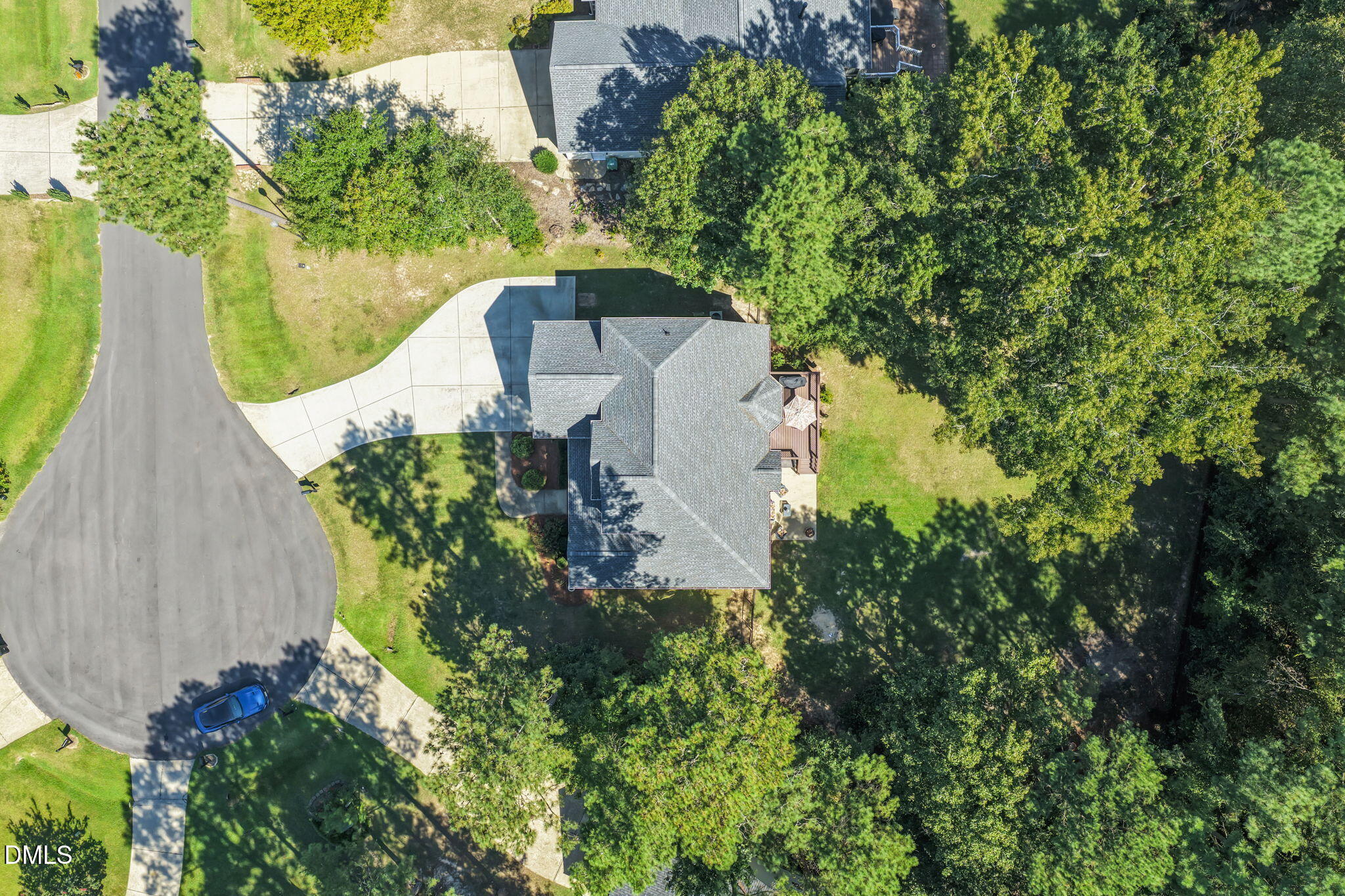 main property photo 41