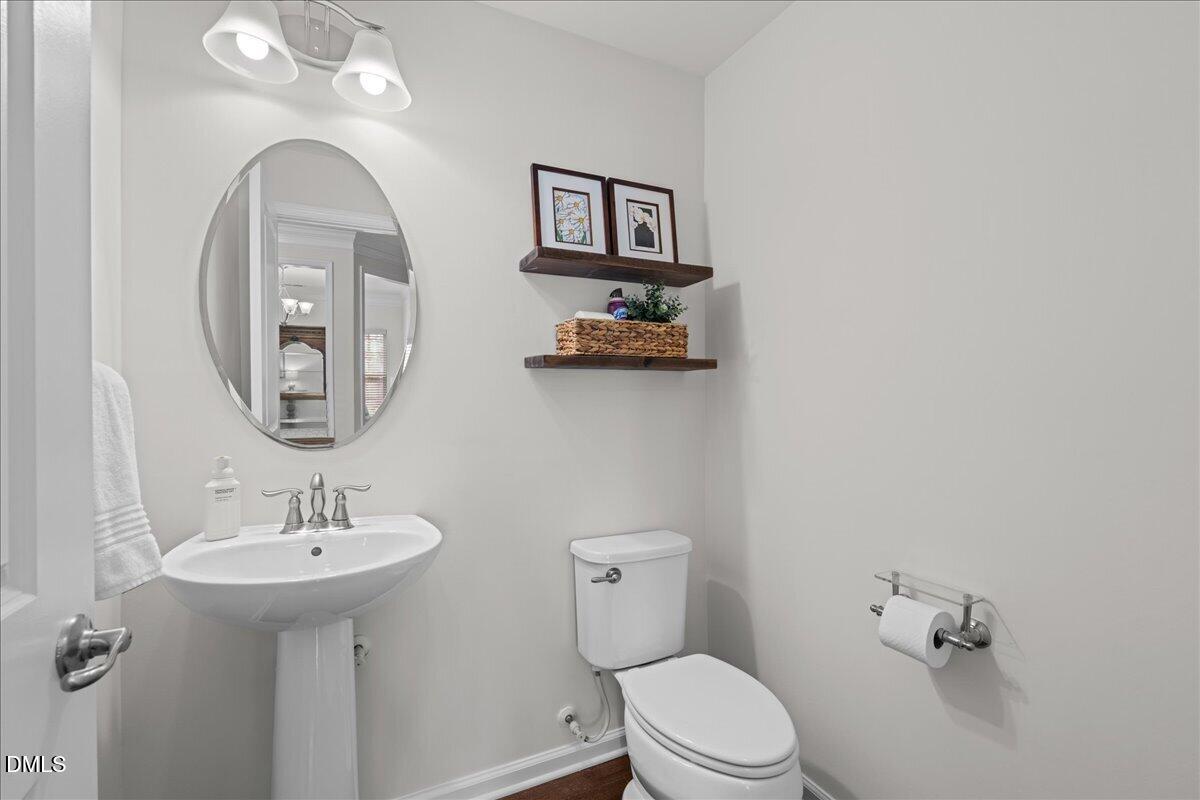 main property photo 16