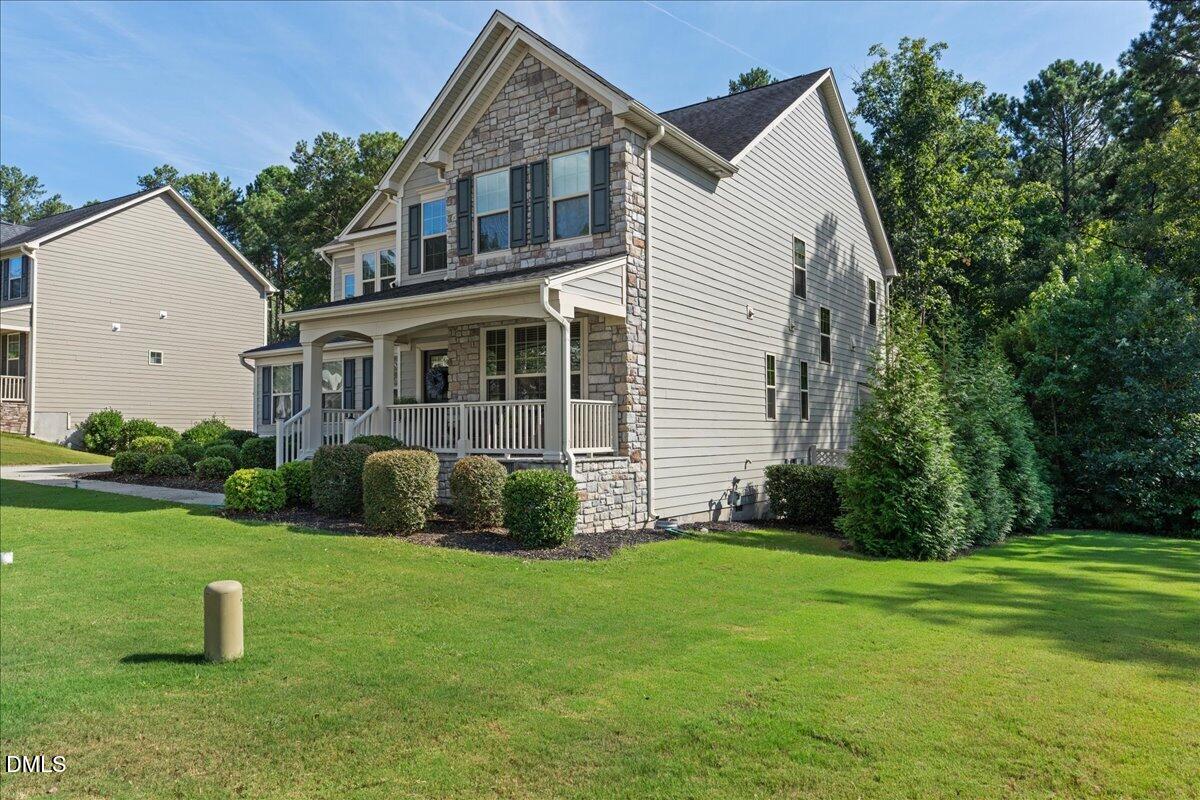 main property photo 5