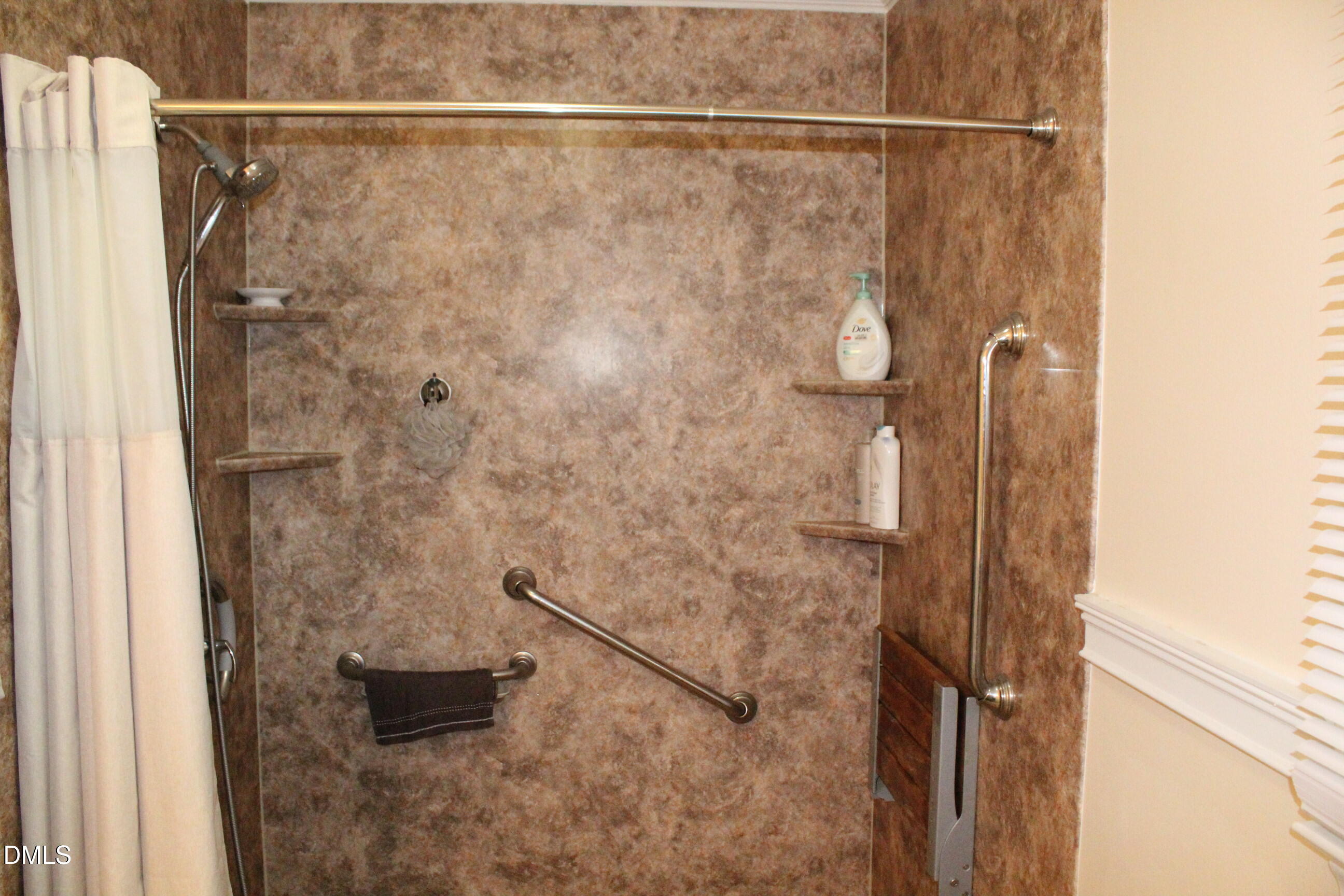 main property photo 21