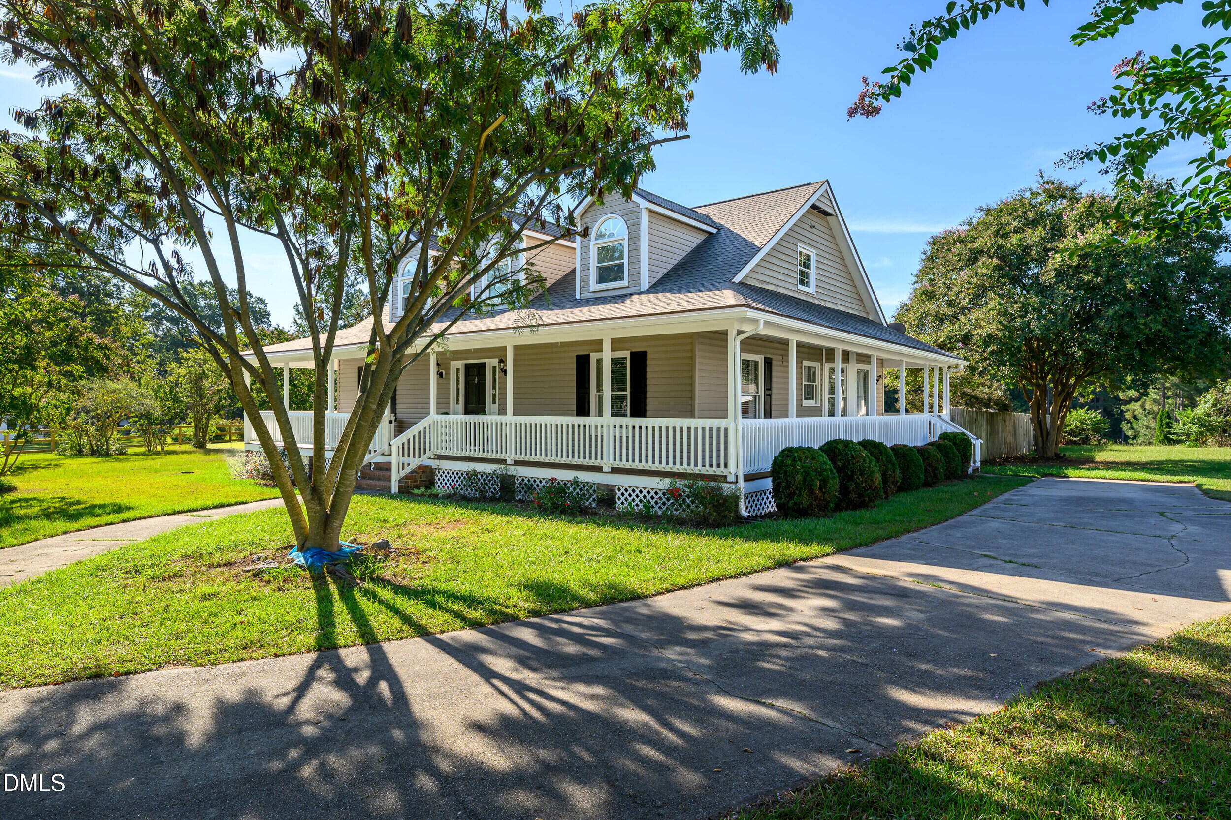 main property photo 1