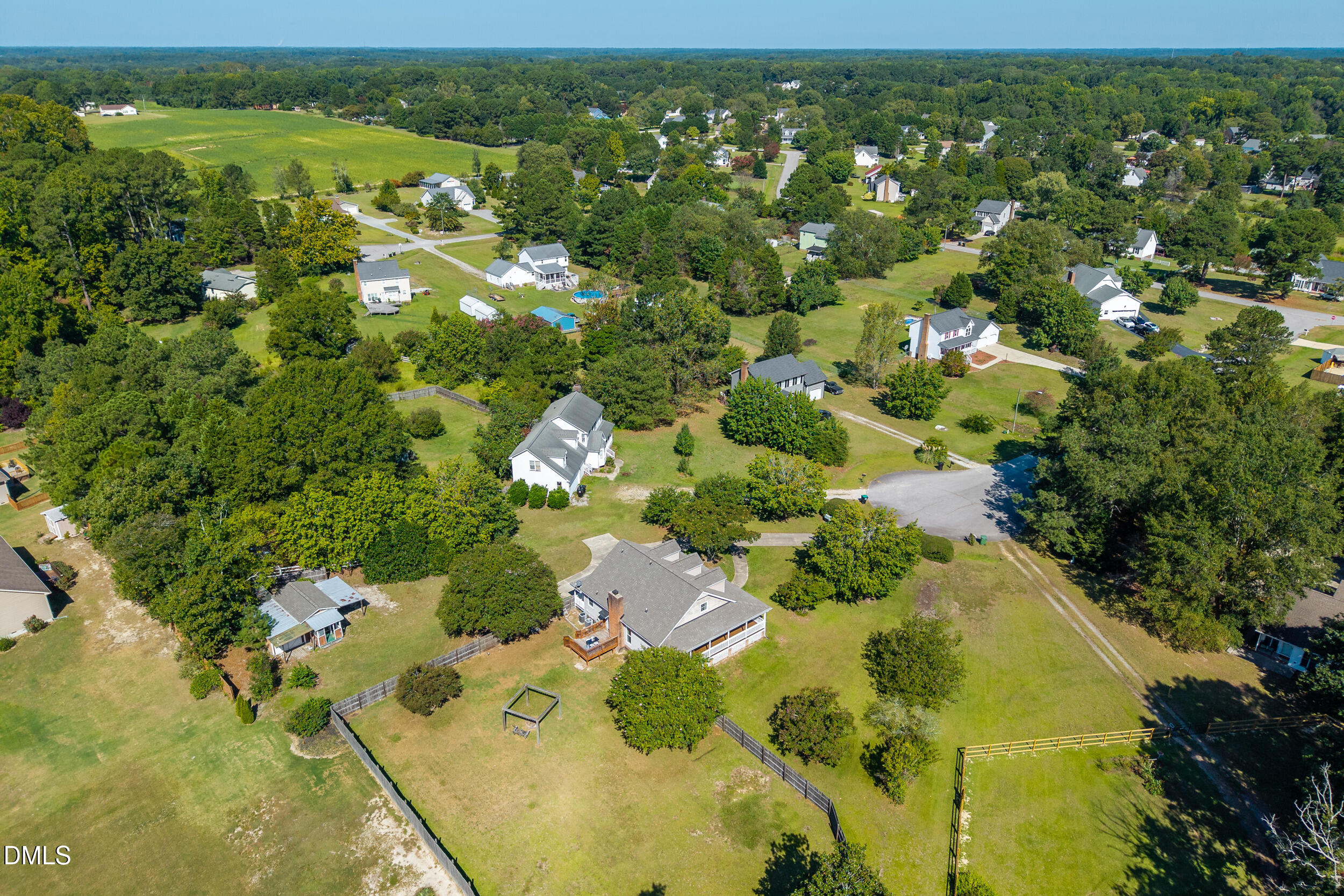 main property photo 41