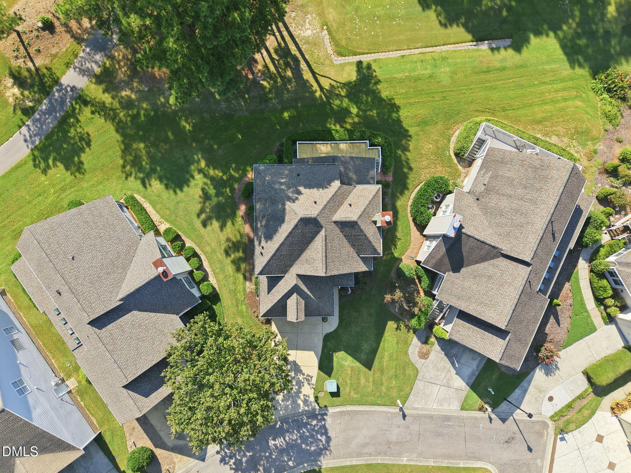 main property photo 31
