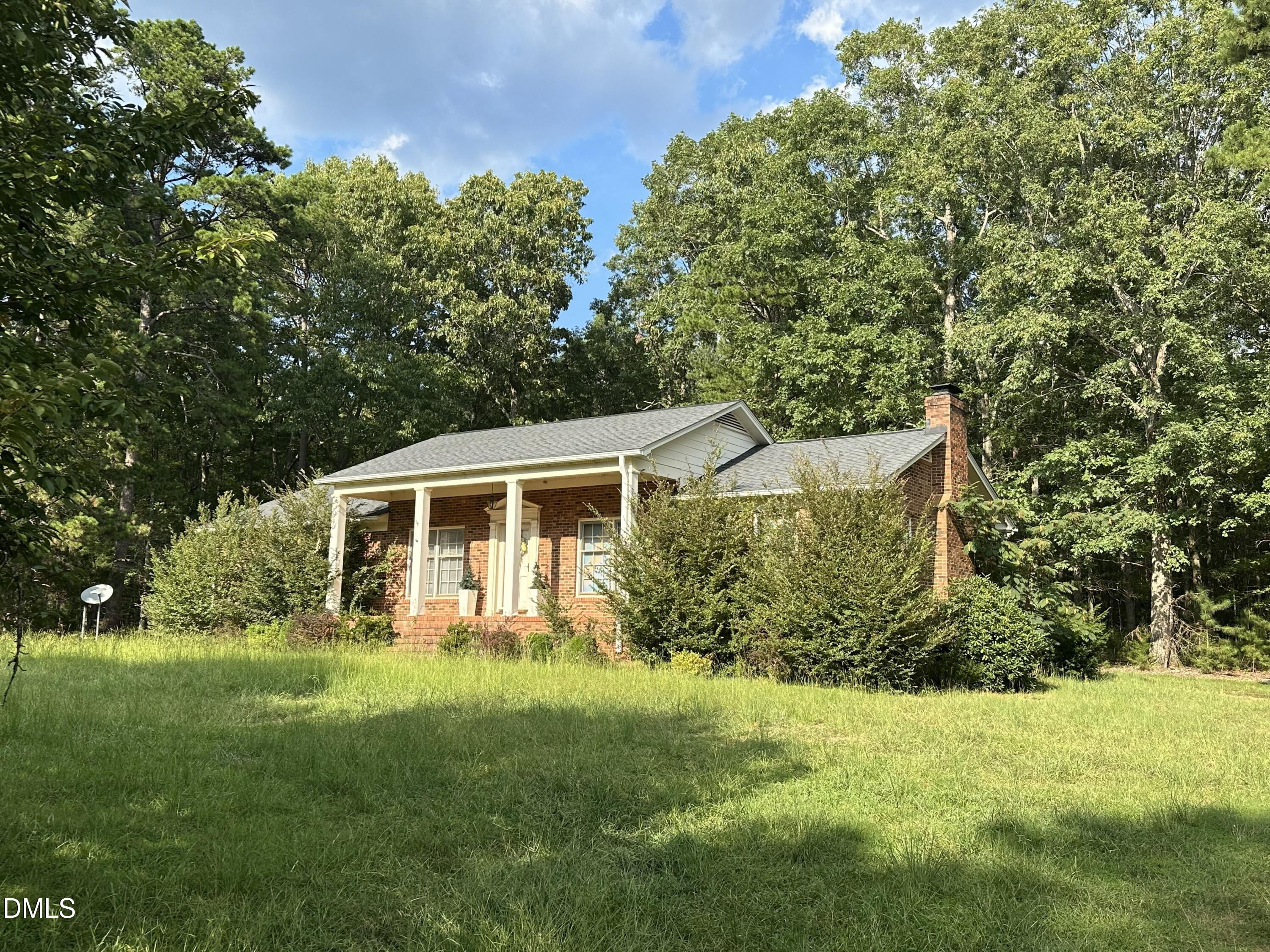 main property photo 17