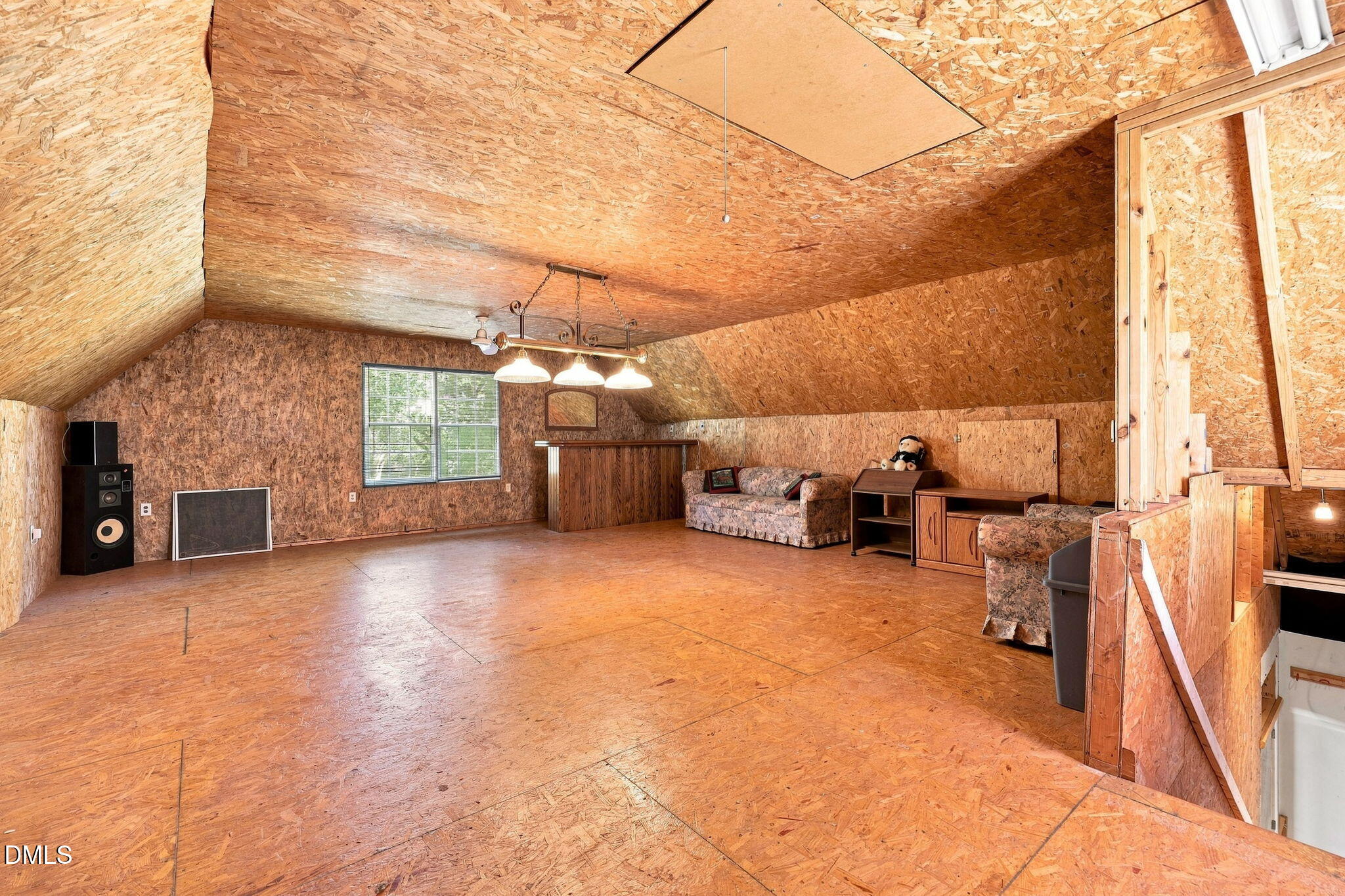 main property photo 43