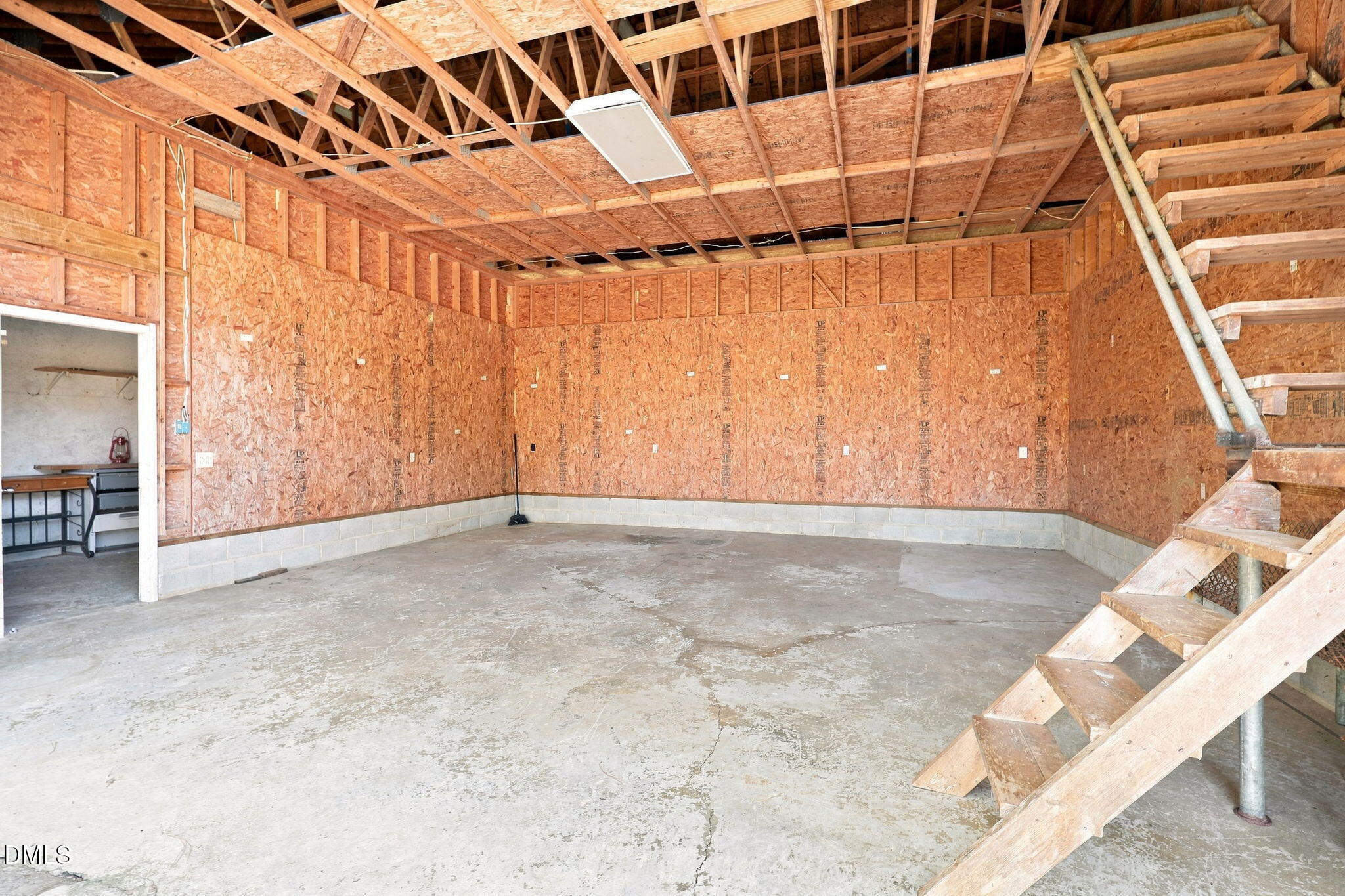 main property photo 53