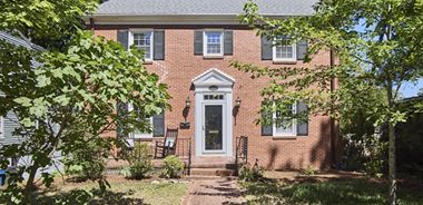 image of property with 4 Bed | 2 Bath | 1,918 Sqft