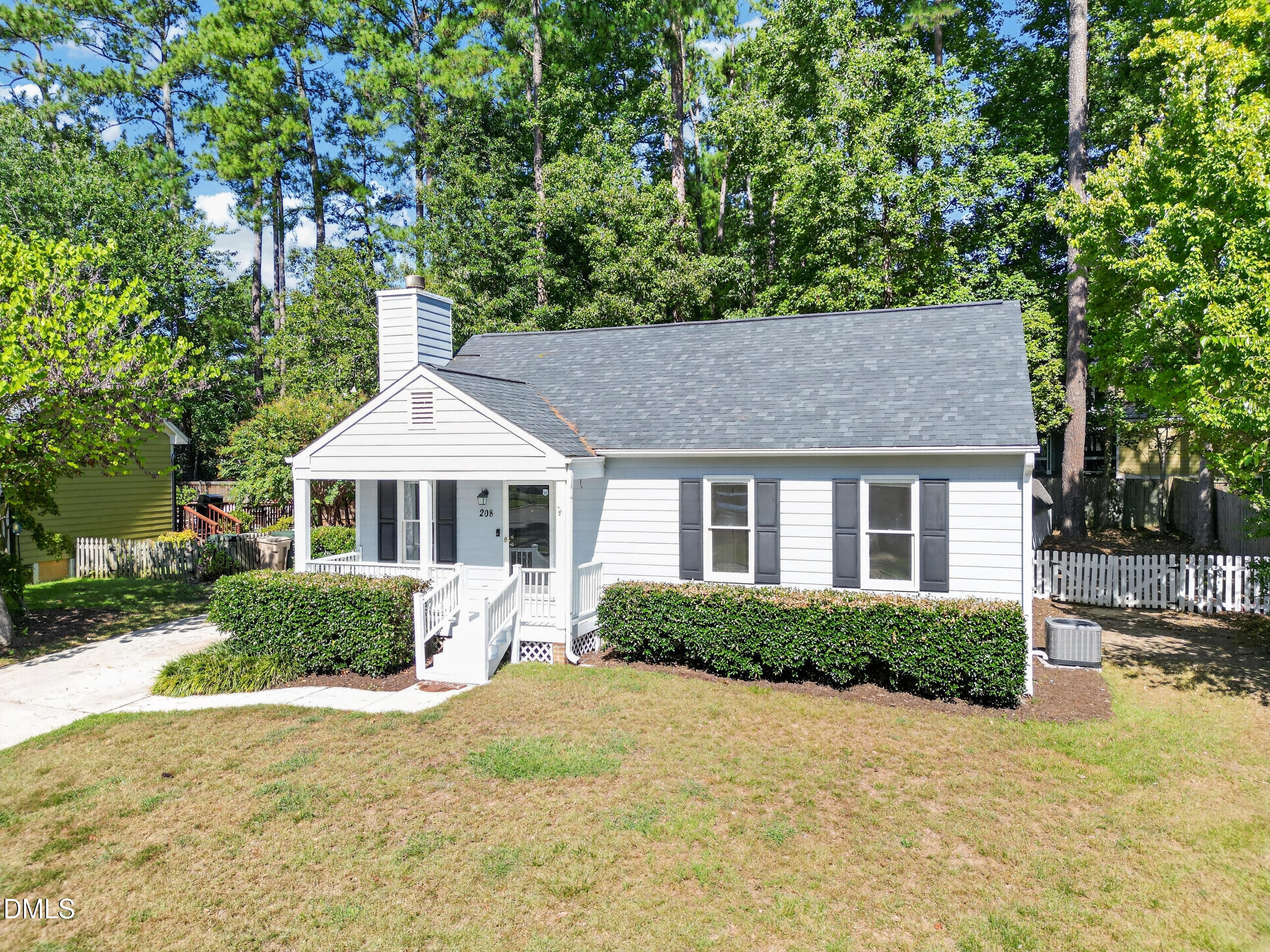 main property photo 34