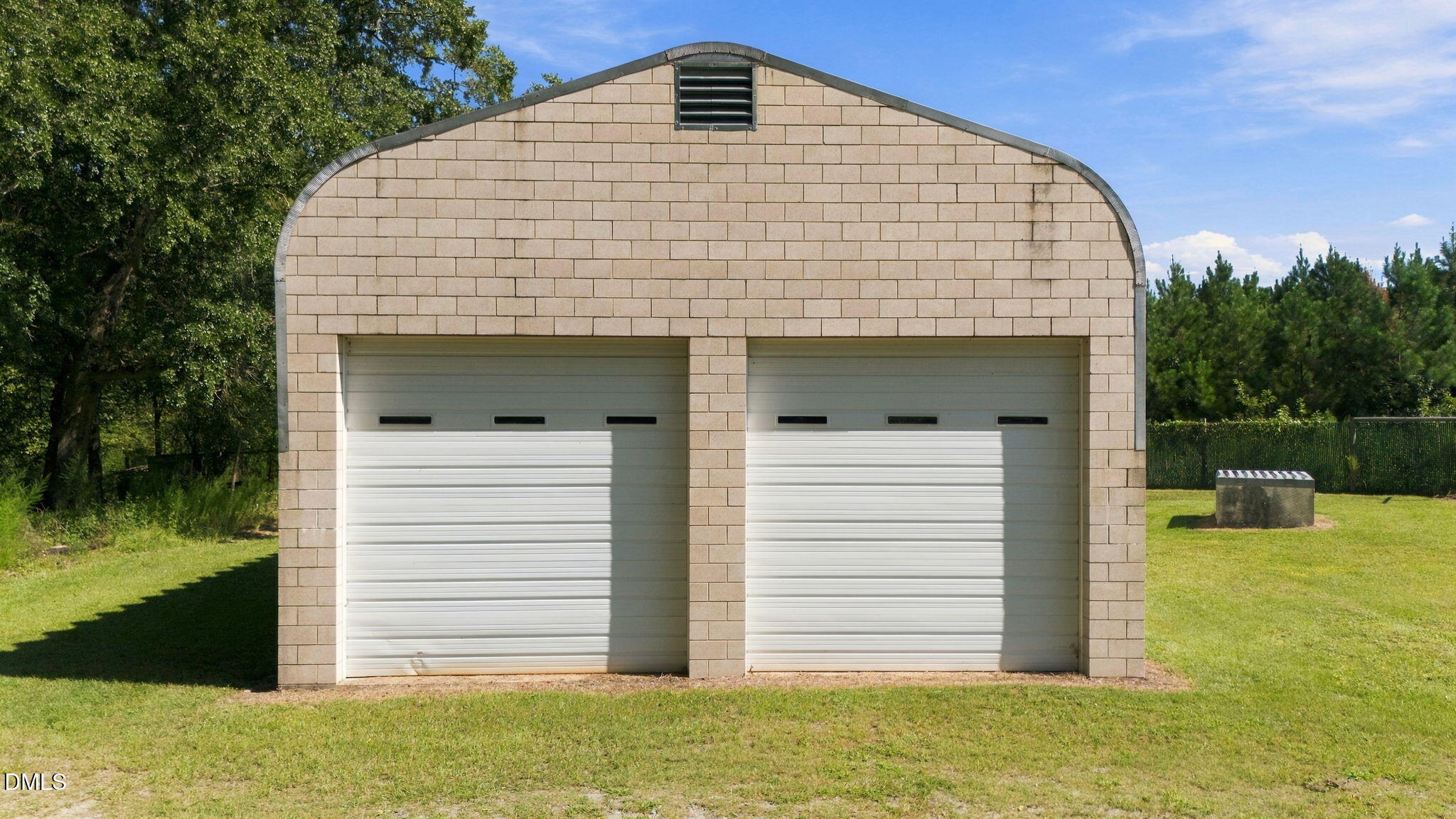 main property photo 41