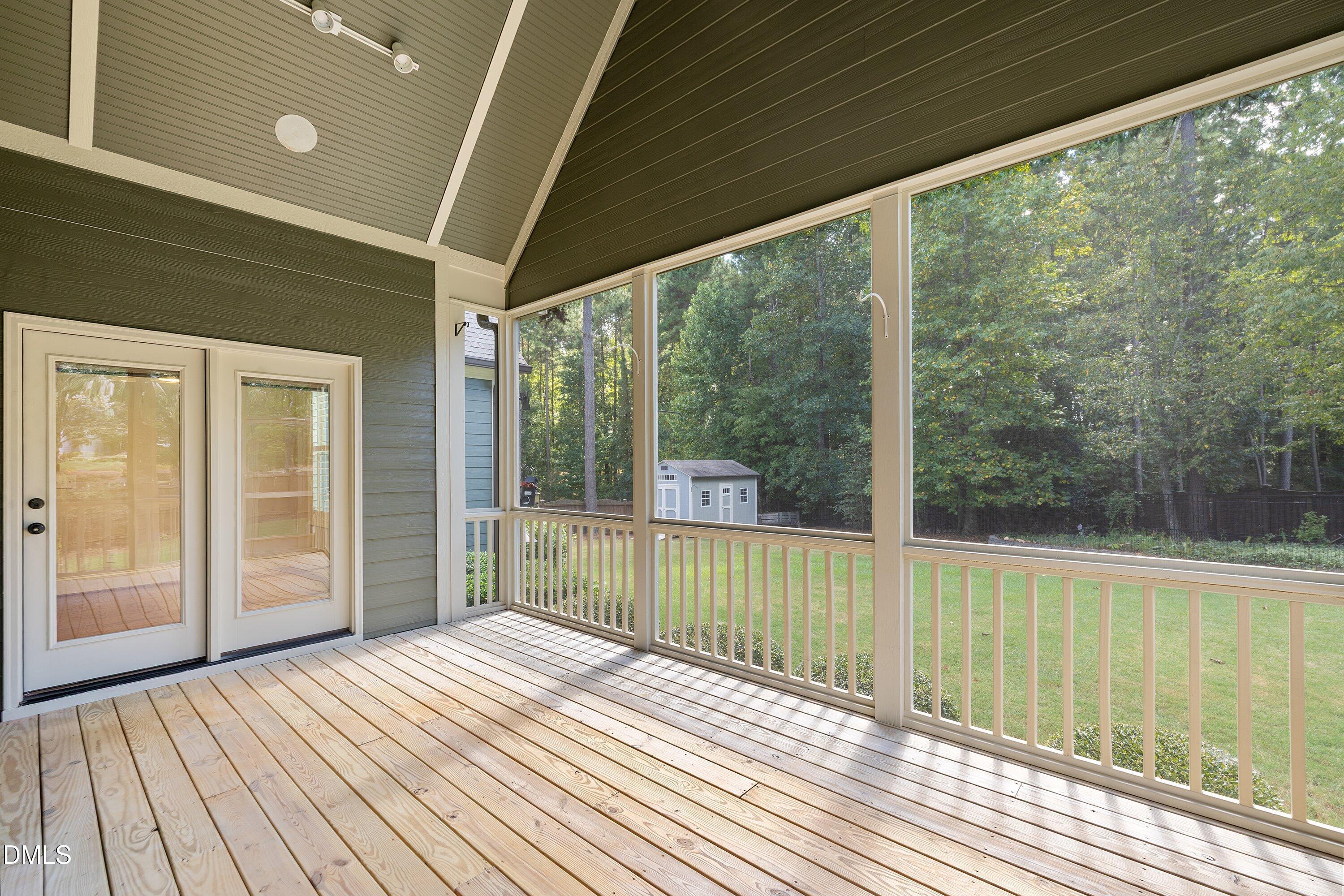 main property photo 49