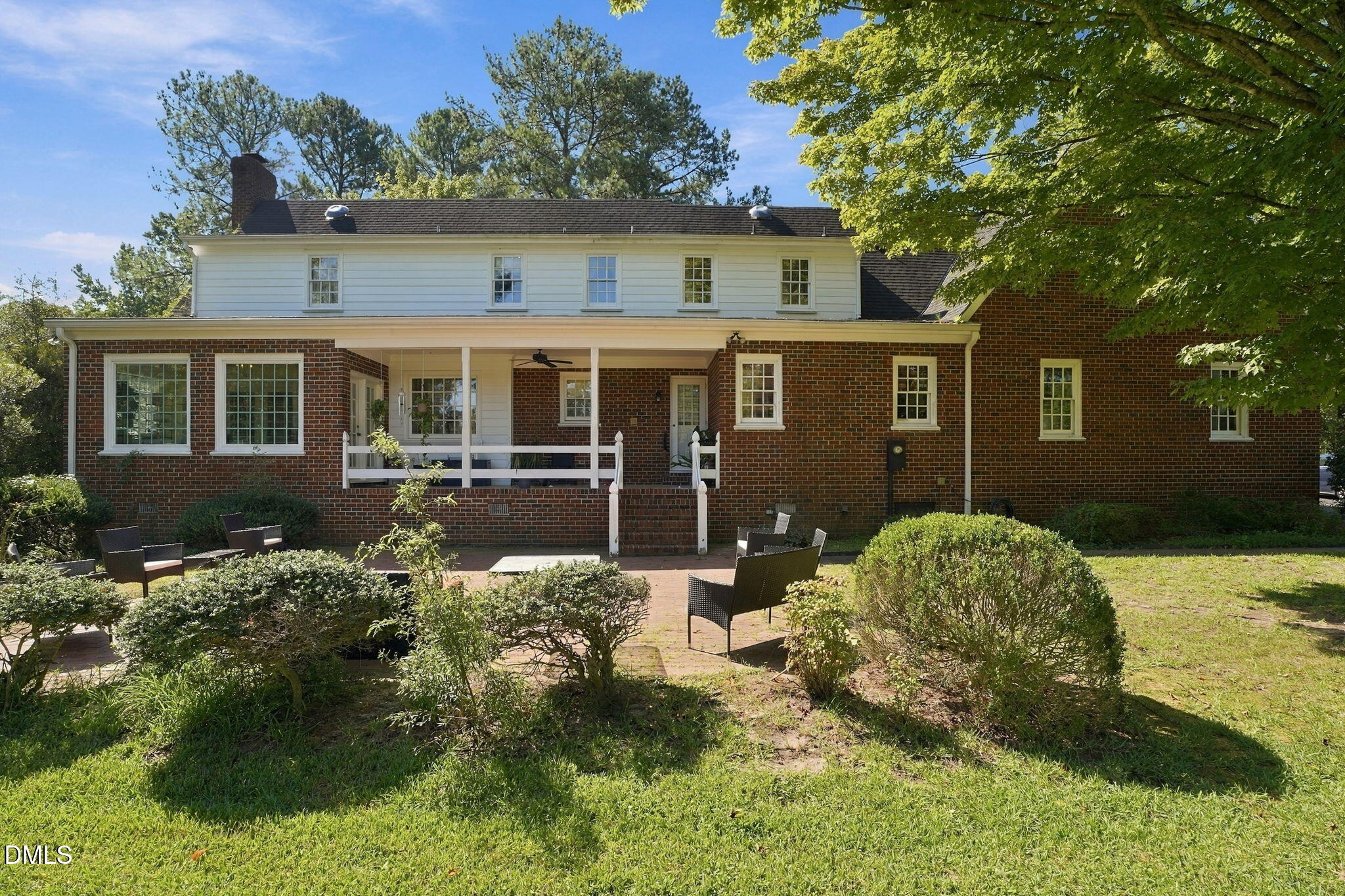main property photo 40