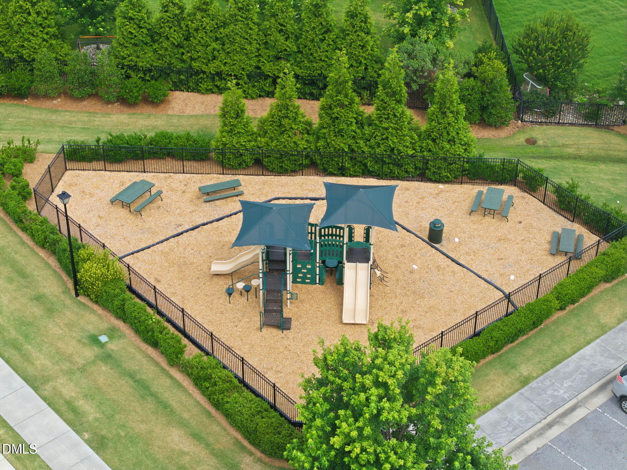 main property photo 48