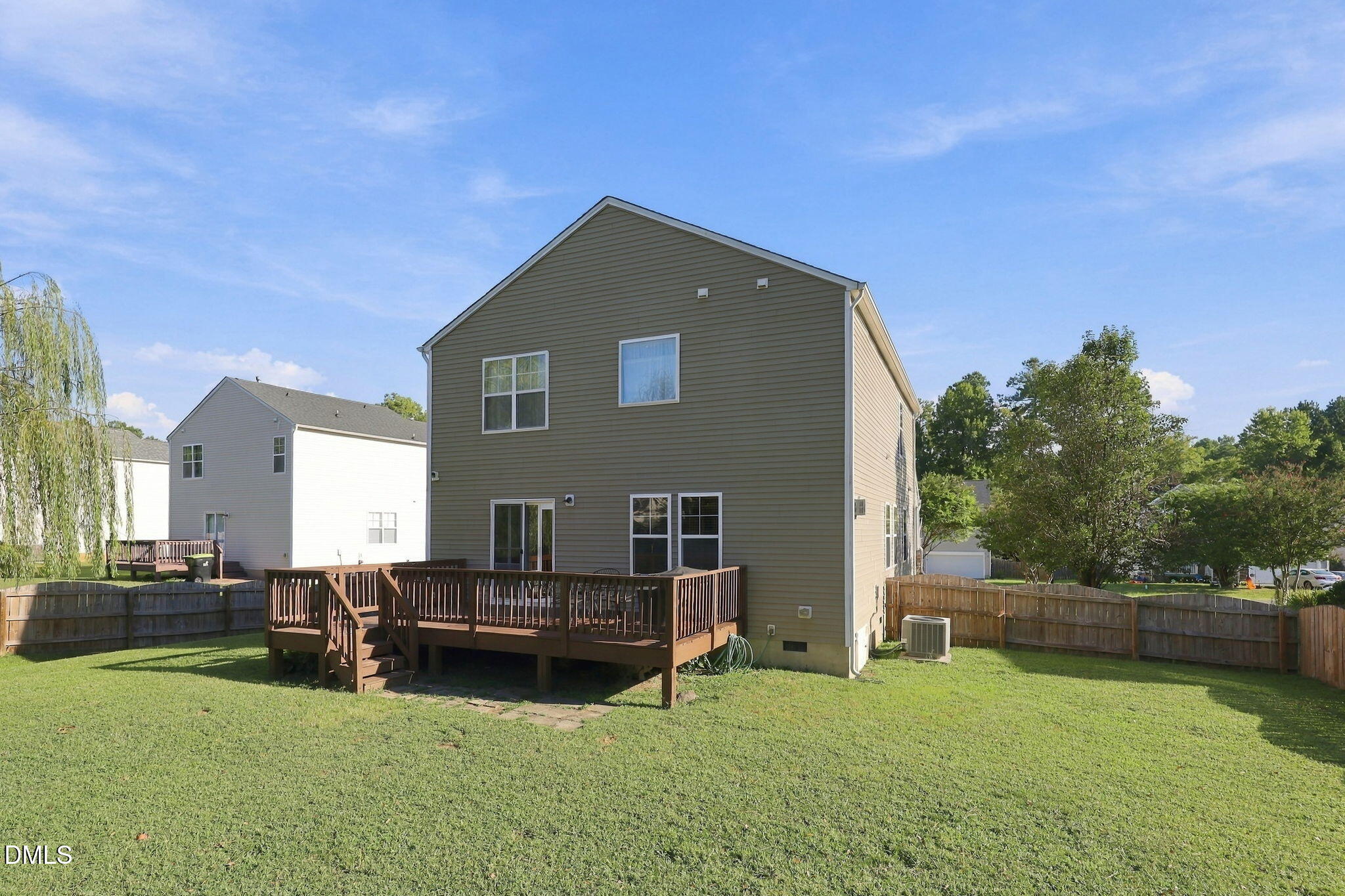 main property photo 25