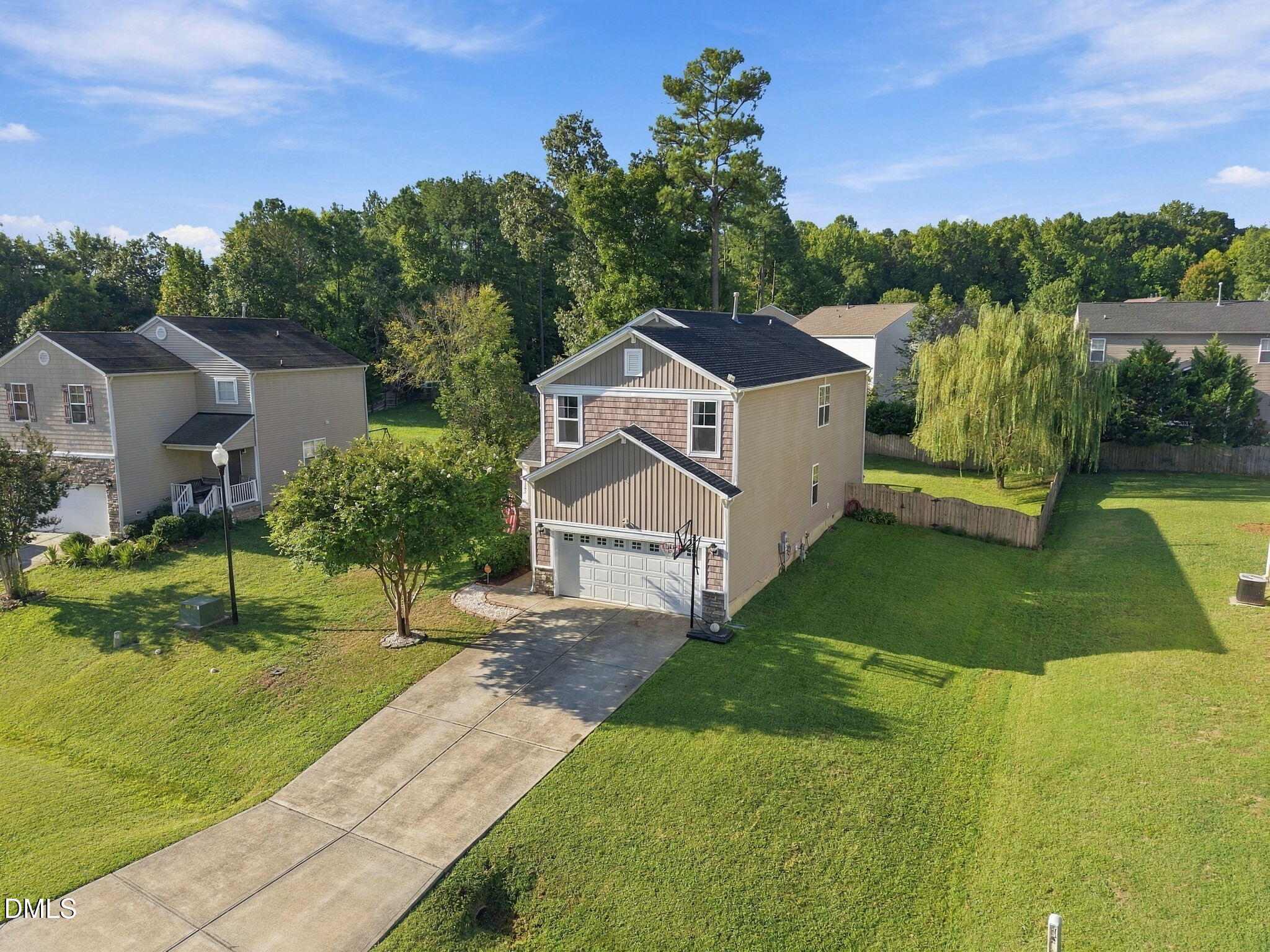 main property photo 29