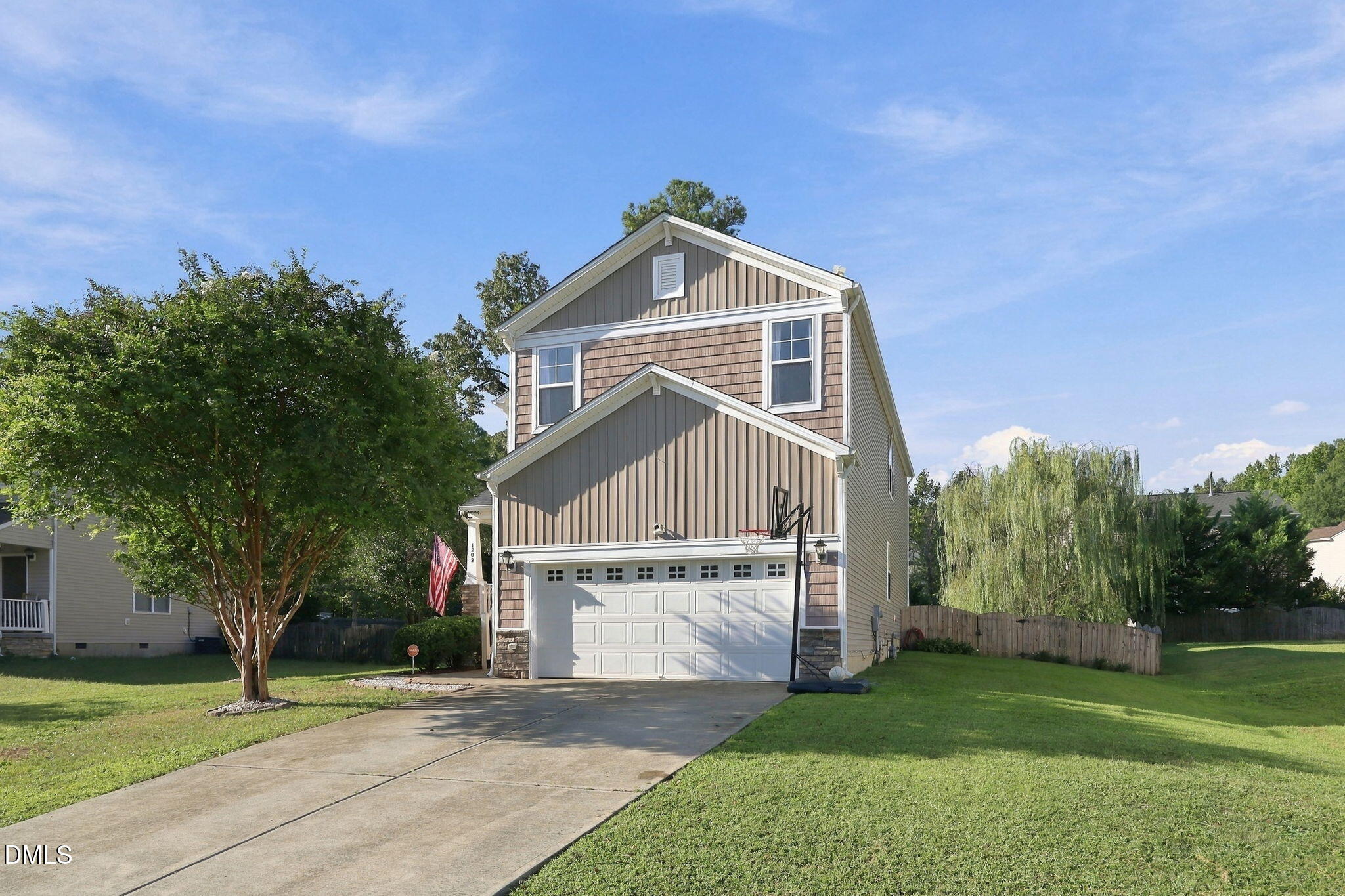 main property photo 44